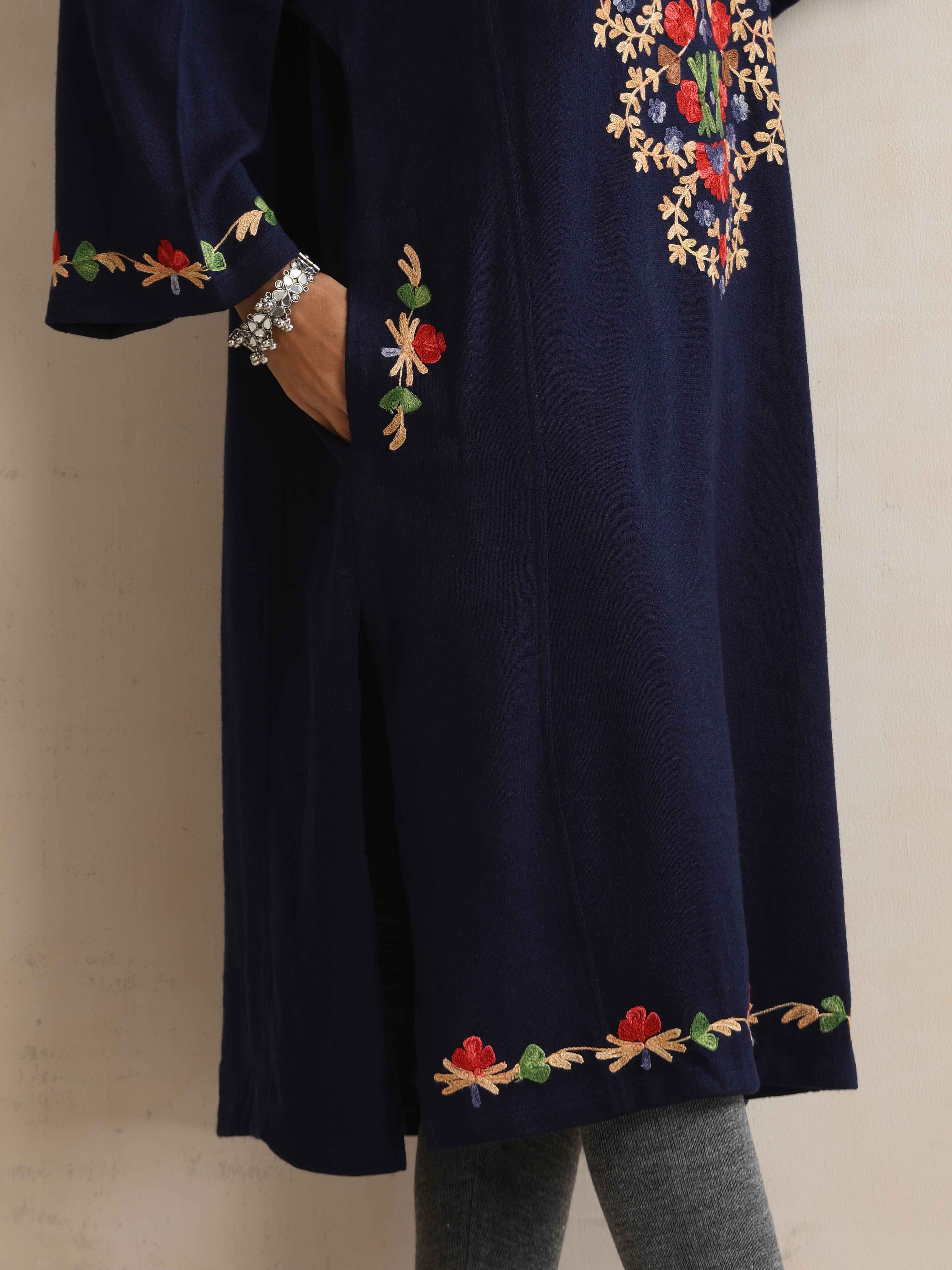 trueBrowns Blue Kashmiri Embroidered Woollen Phiran Kurta
