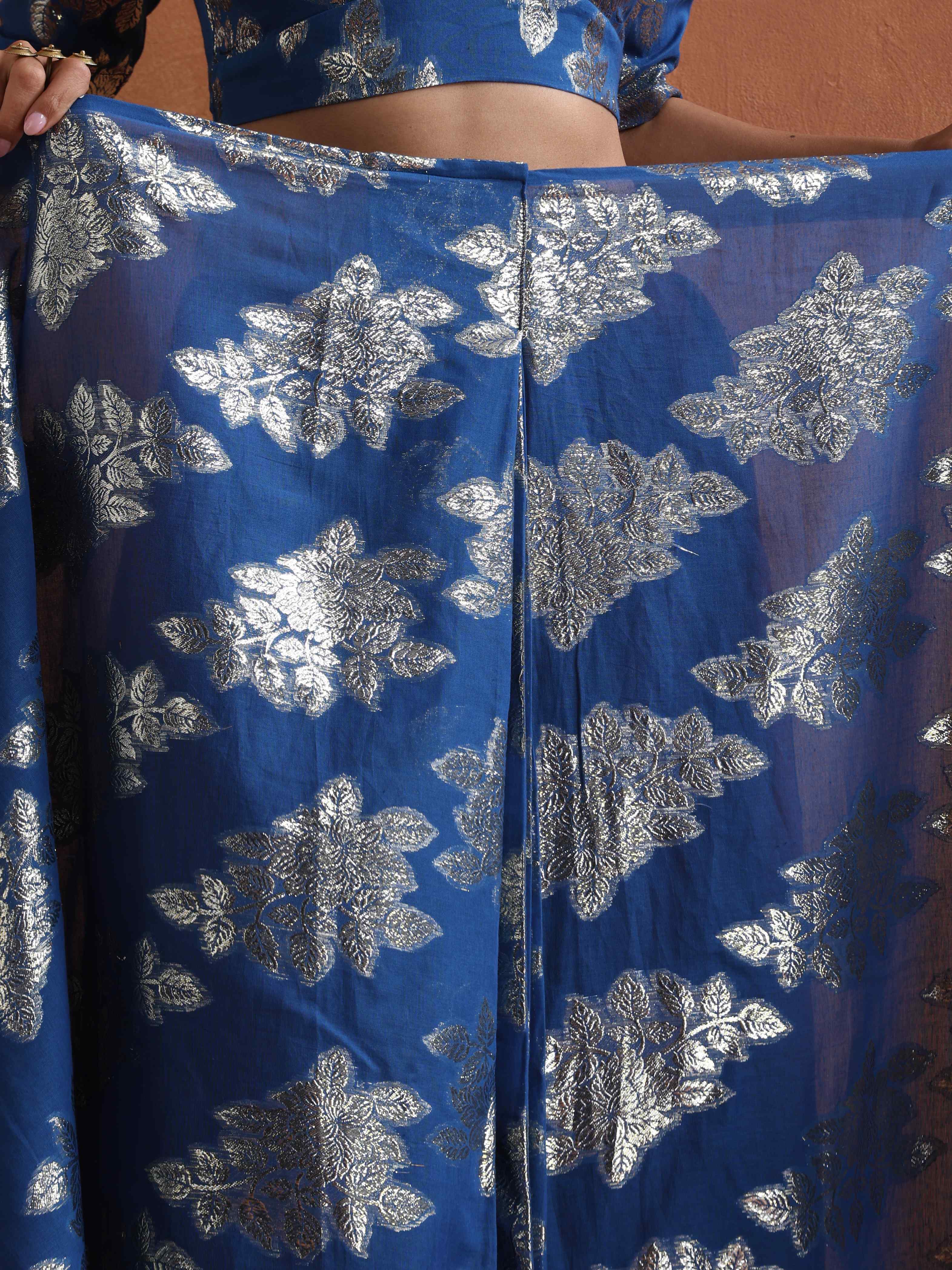 trueBrowns Blue Metallic Saree