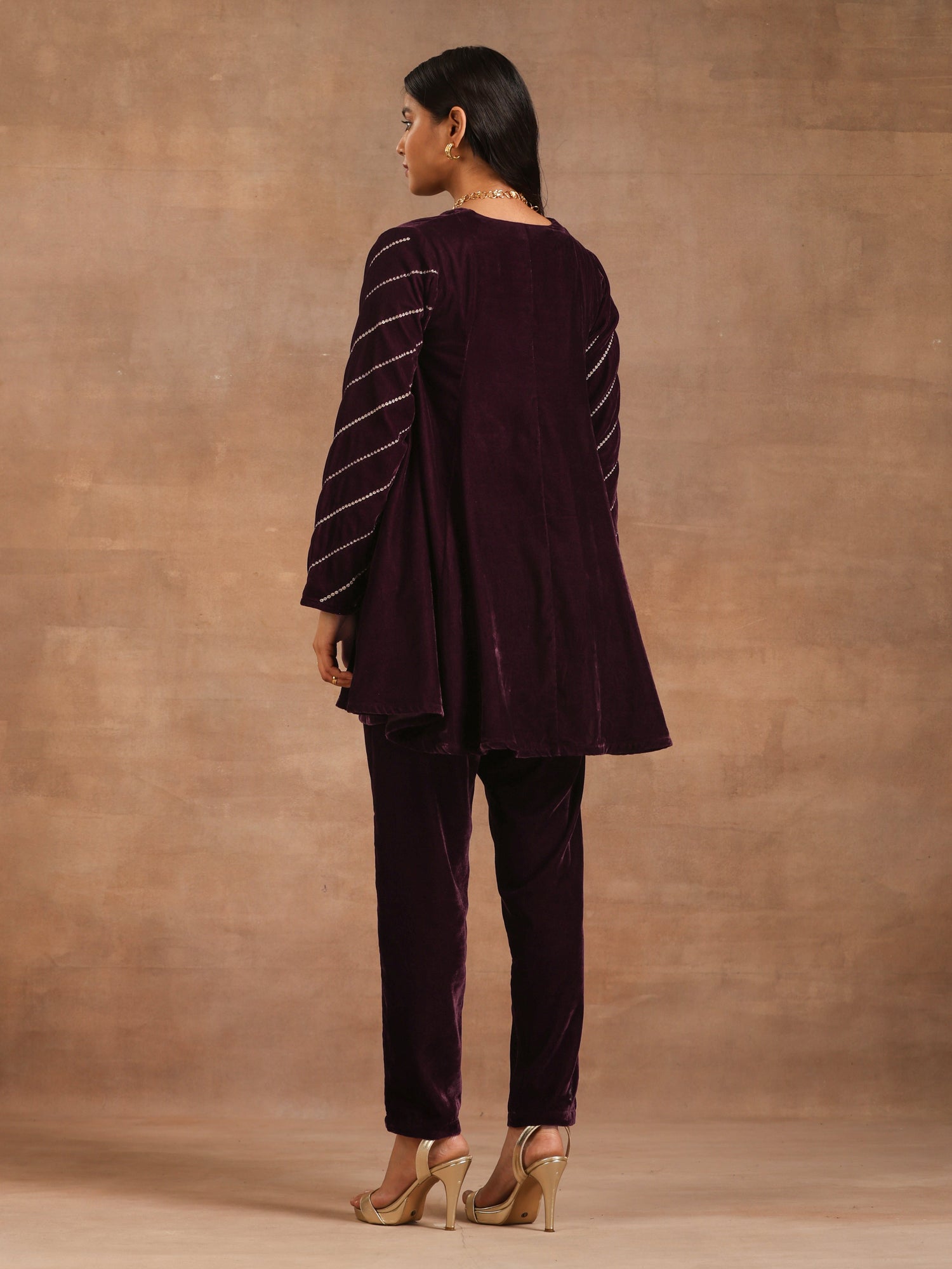 trueBrowns Wine Velvet Sleeve Embroidered Co-ord Set