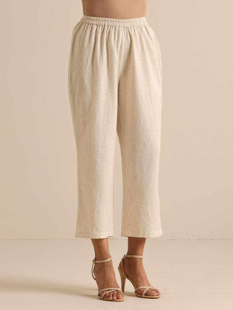 Off-White Sleeveless Kurta Pant Set