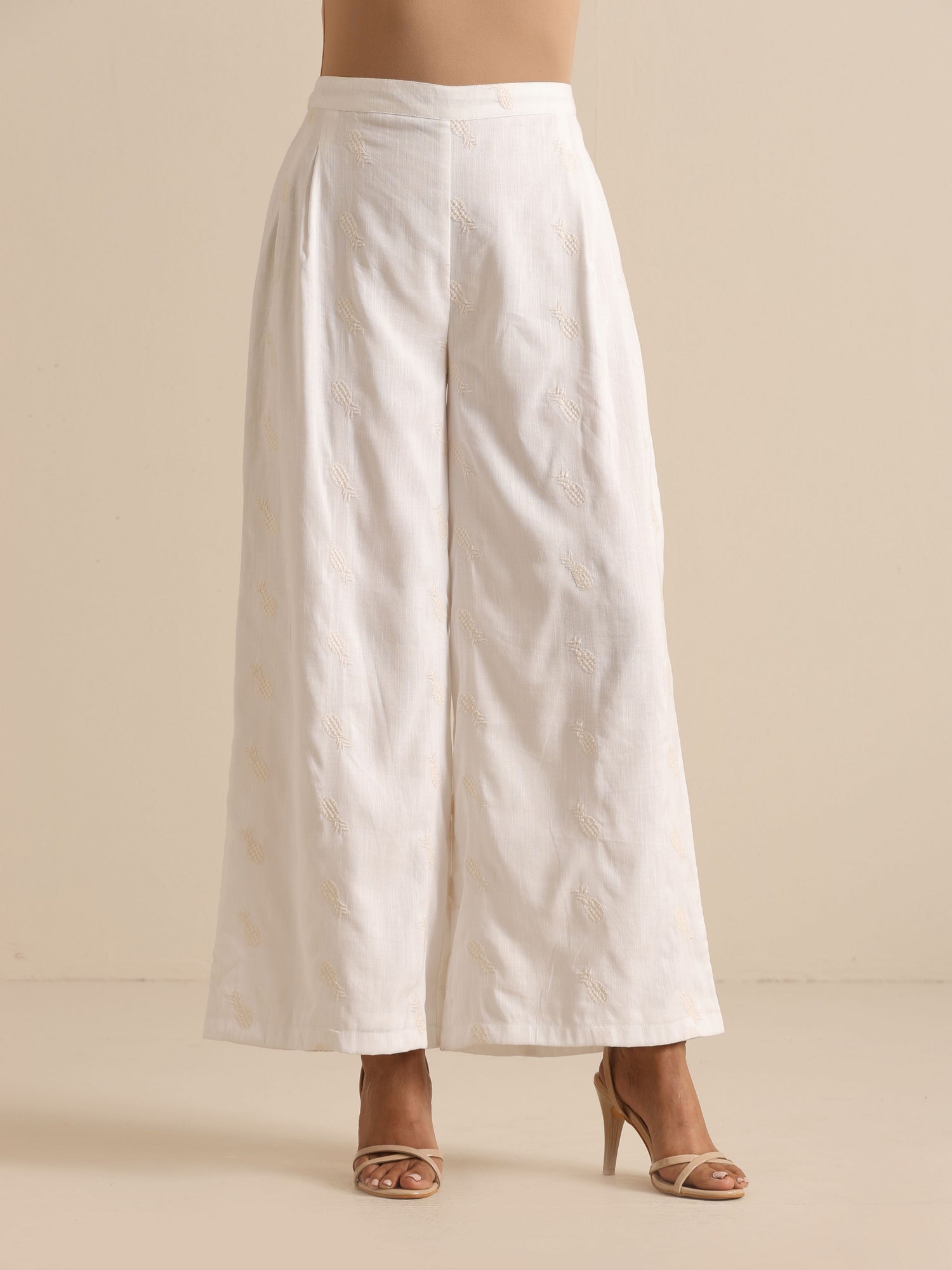 White Pineapple Sleeveless Jacket Pant Set