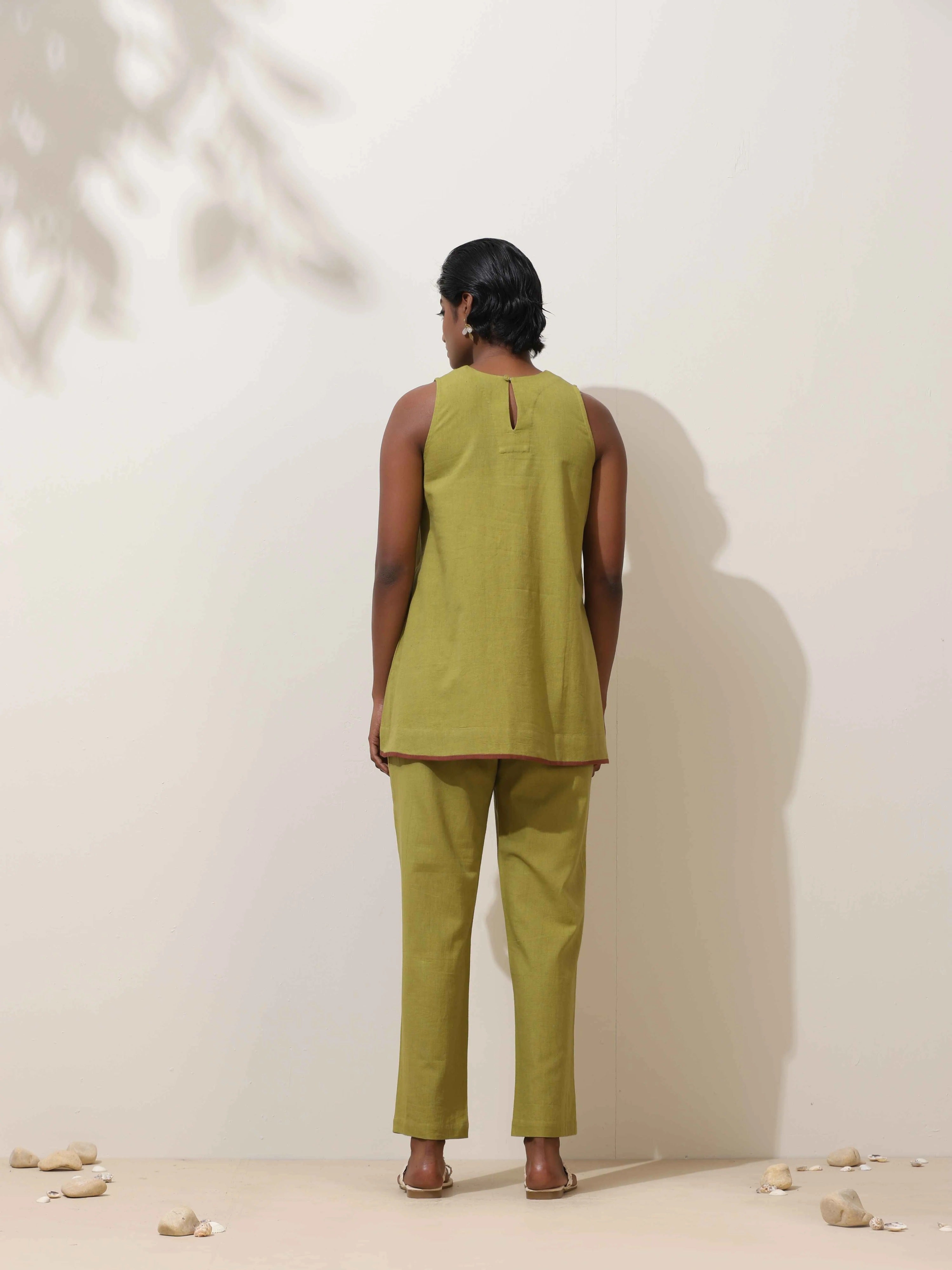 trueBrowns Pear Green Cotton Linen Co-Ord Set
