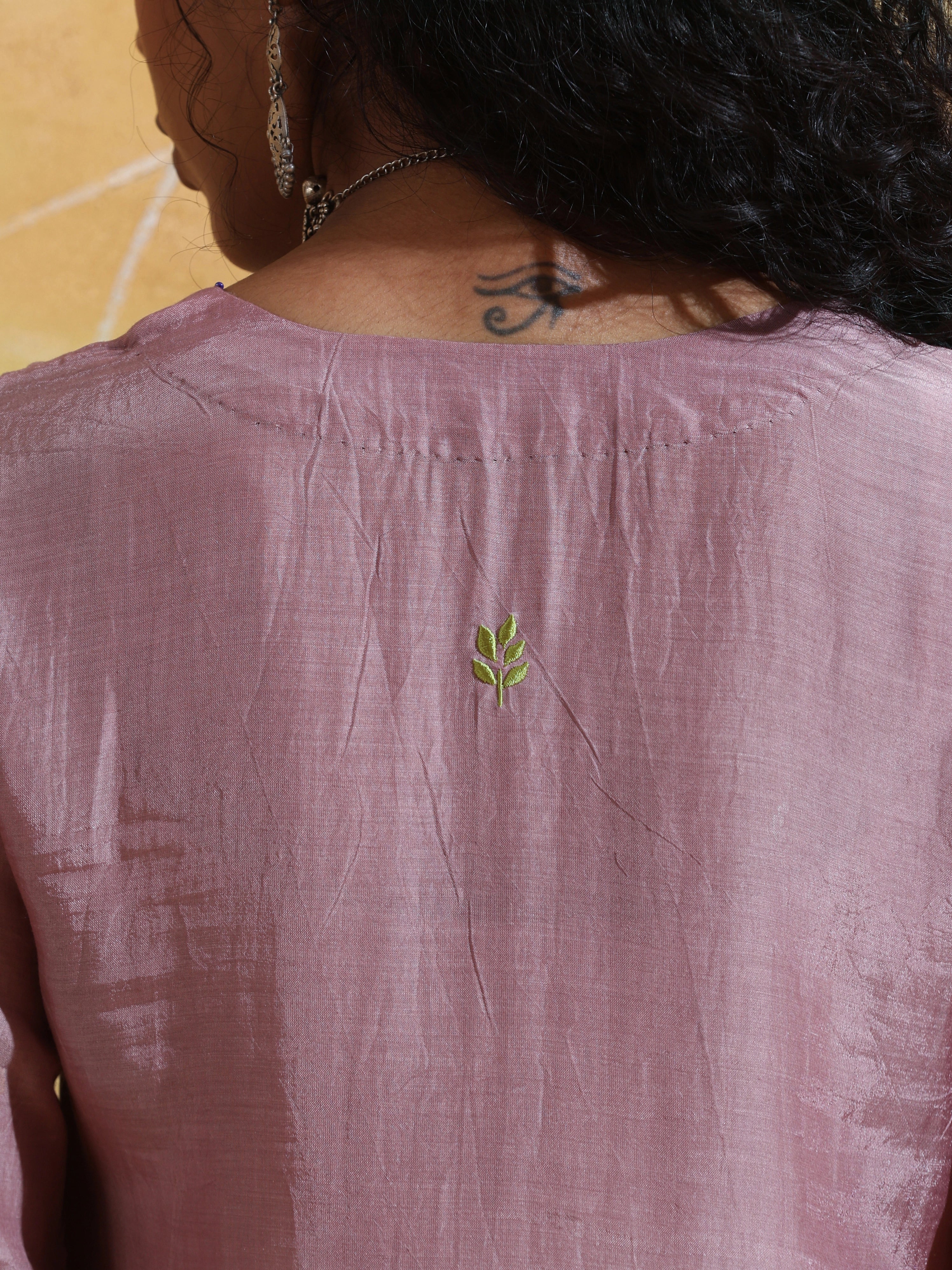 trueBrowns Lilac Muslin Silk High-Slit Kurta Pant Set