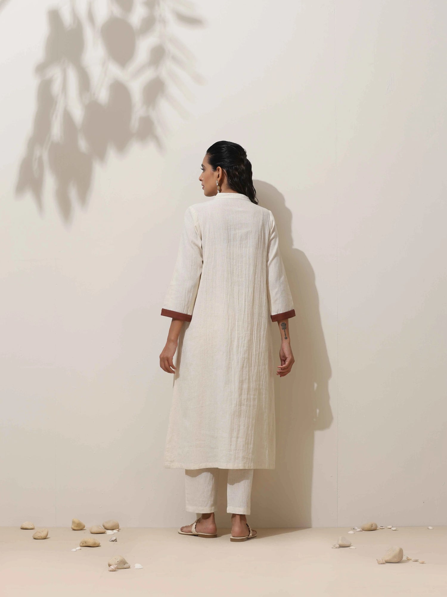 trueBrowns Off White Cotton Kurta Pant Set