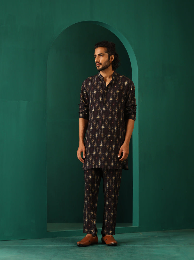 trueBrowns Men Black Tonal Ikat Muslin Silk Printed Co-ord Set