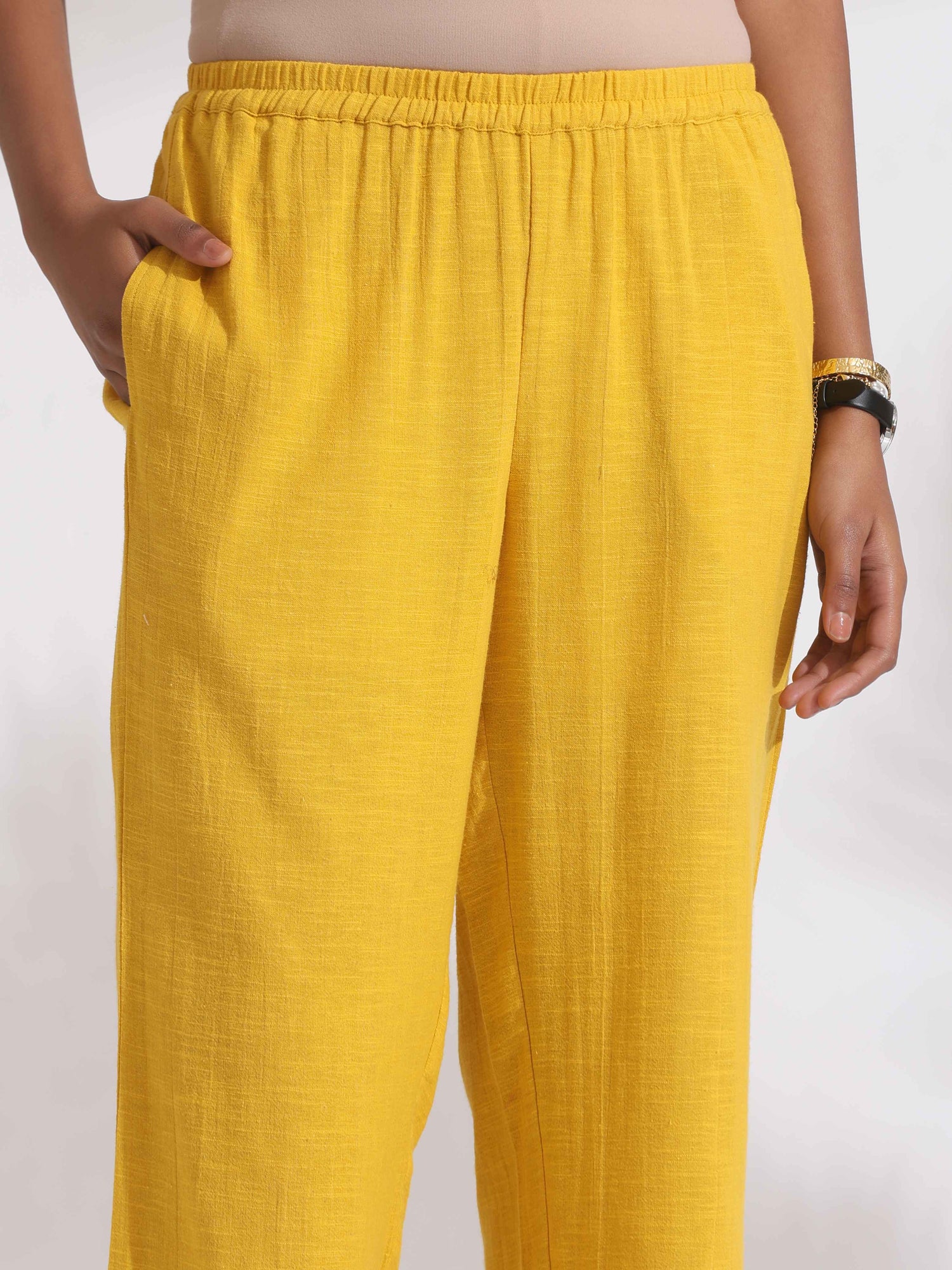 trueBrowns Yellow Cotton Slub Embroidered Straight Kurta Set
