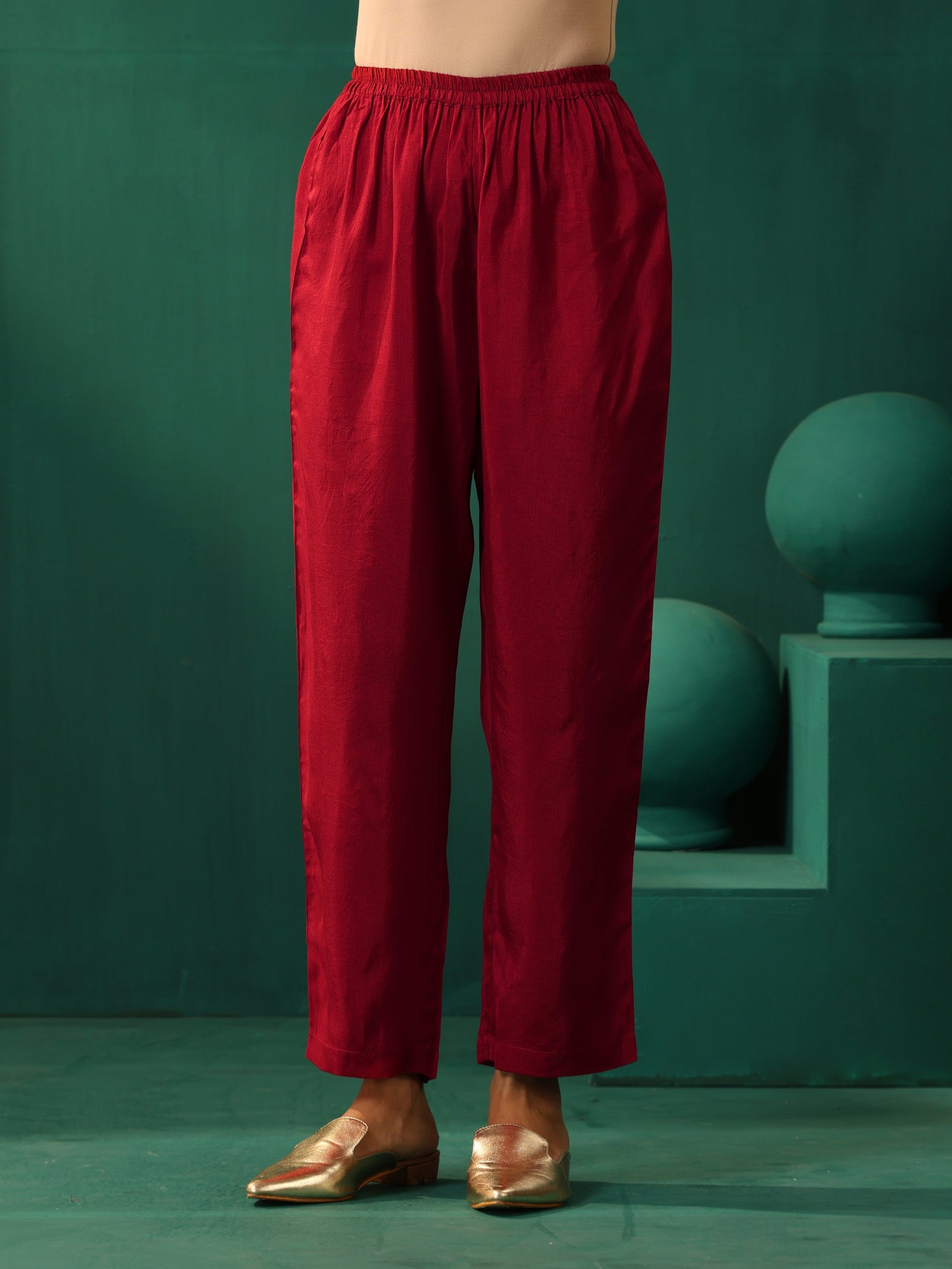 trueBrowns Maroon Diamond Viscose Silk Co-ord Set