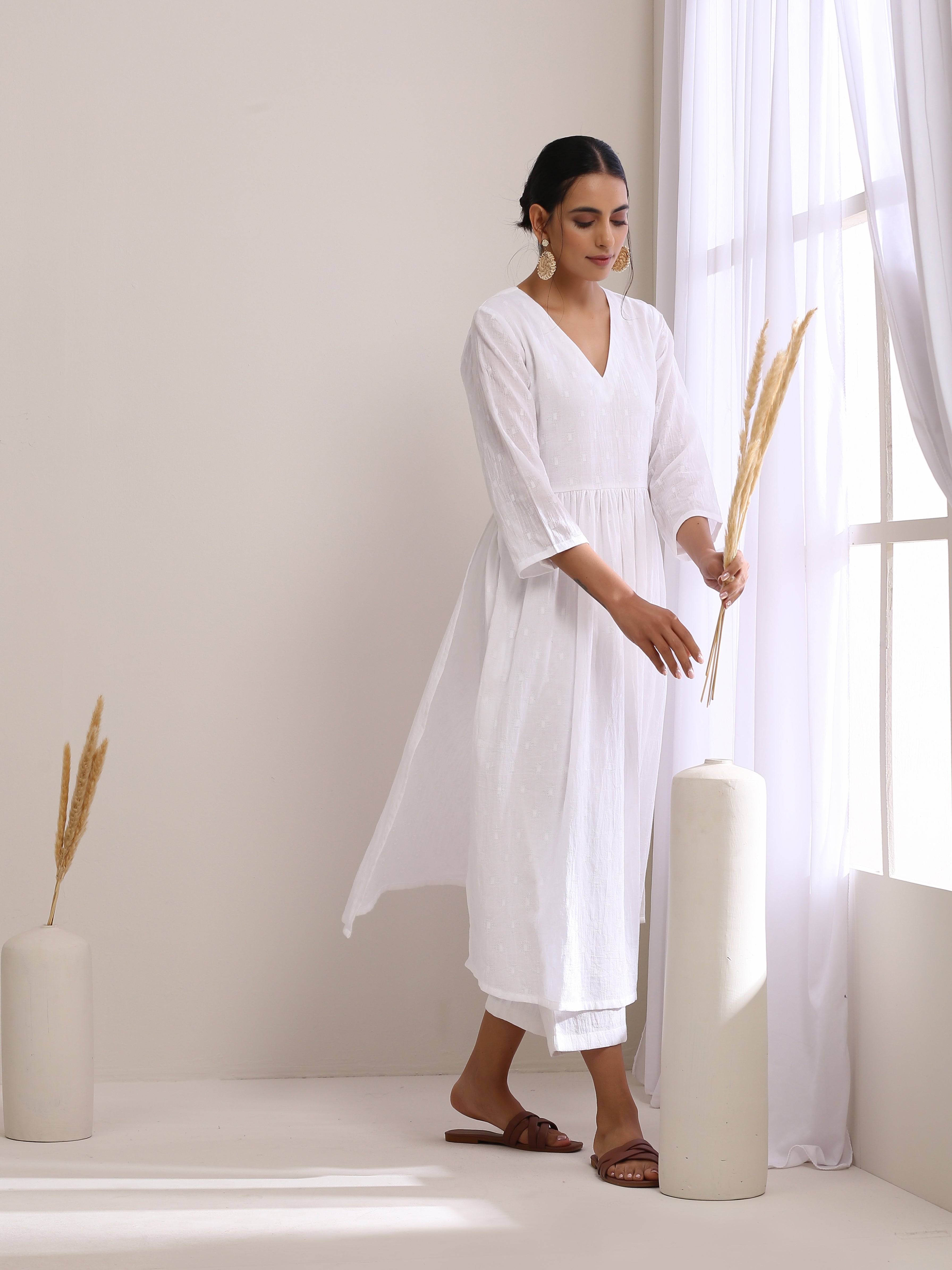 side potli long kurta with slit - lush white & sunflower meadow