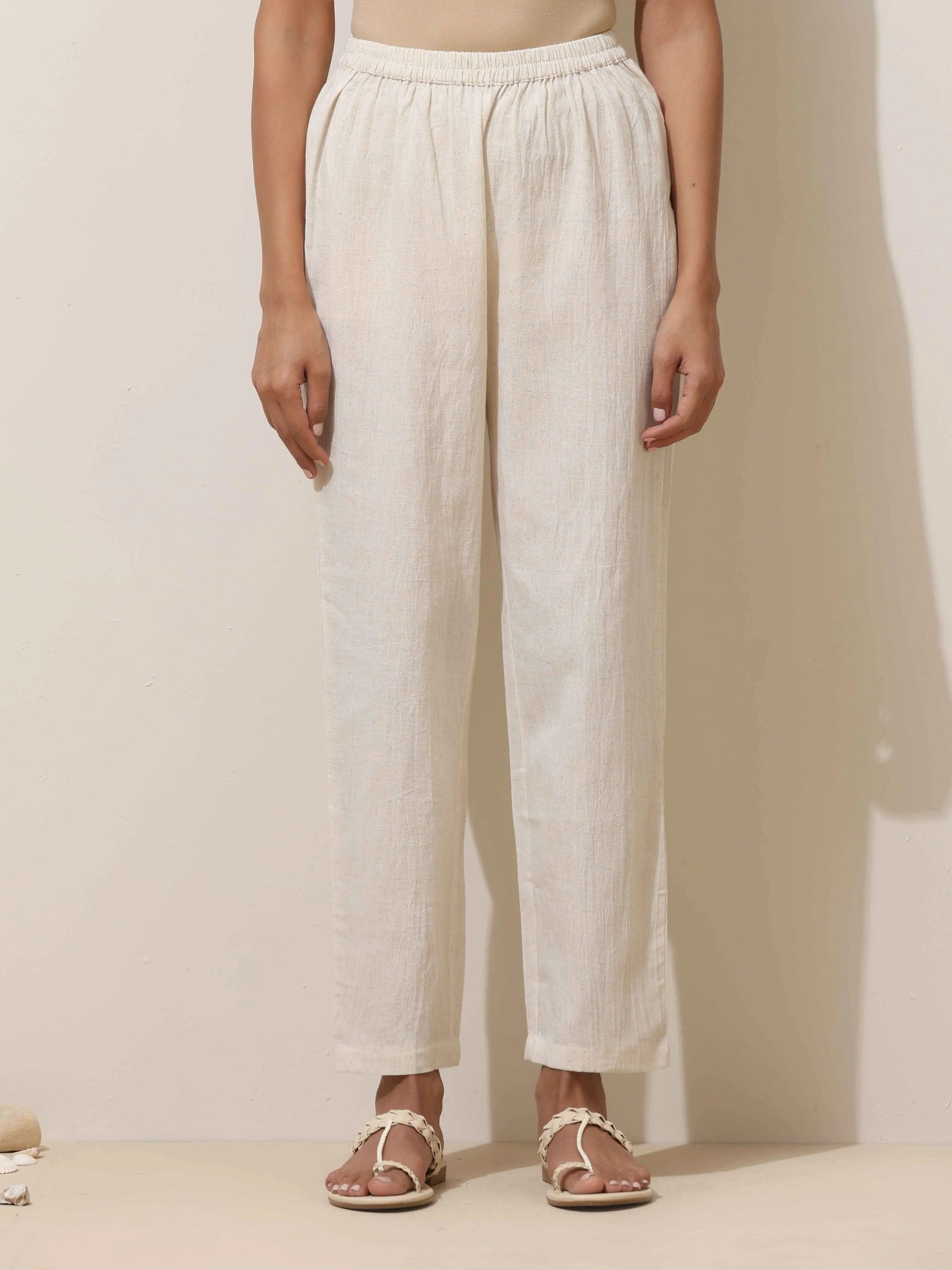 trueBrowns Off White Cotton Kurta Pant Set