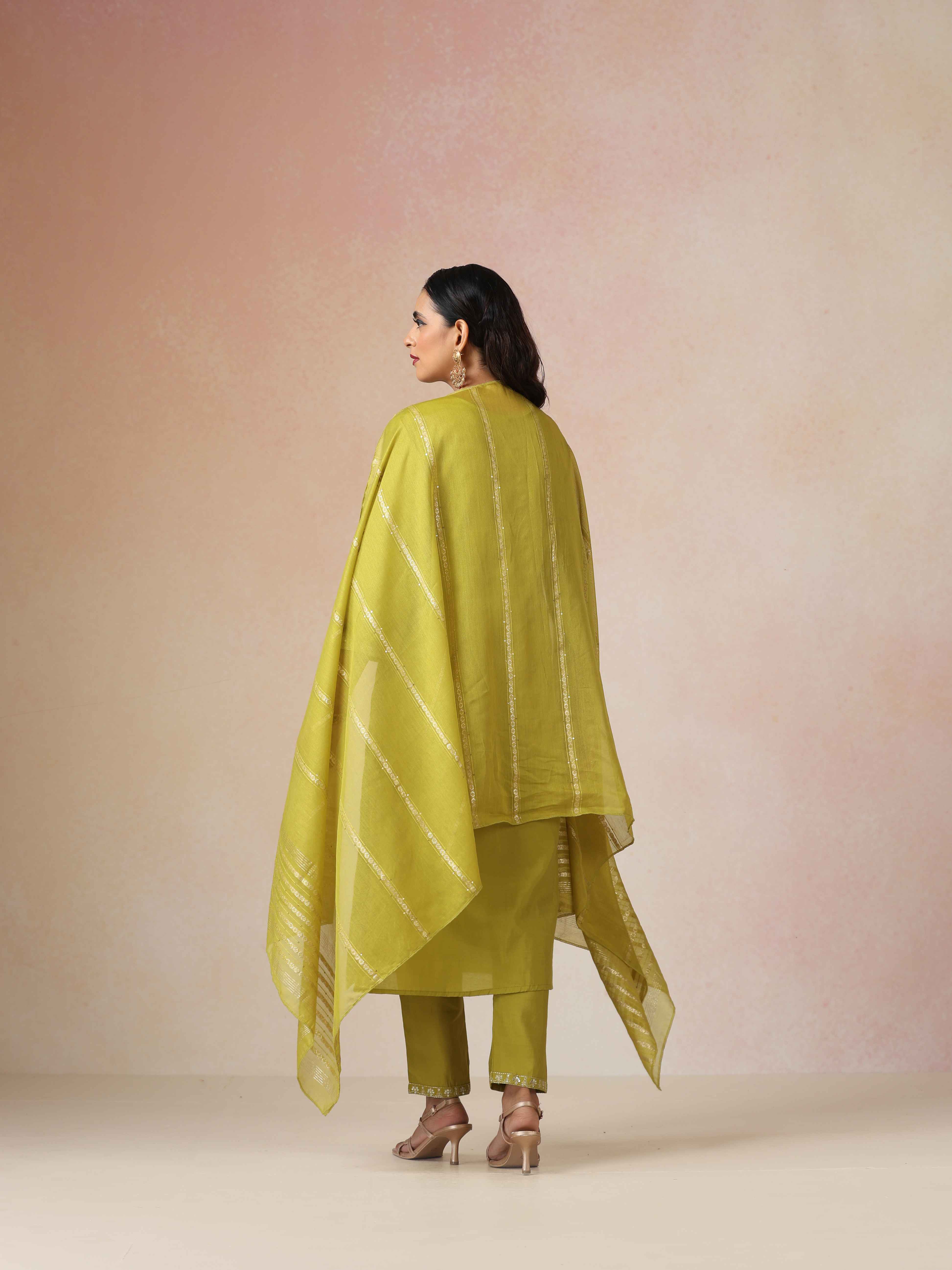 trueBrowns Green Zari Embroidered Straight Kurta 3pc Set