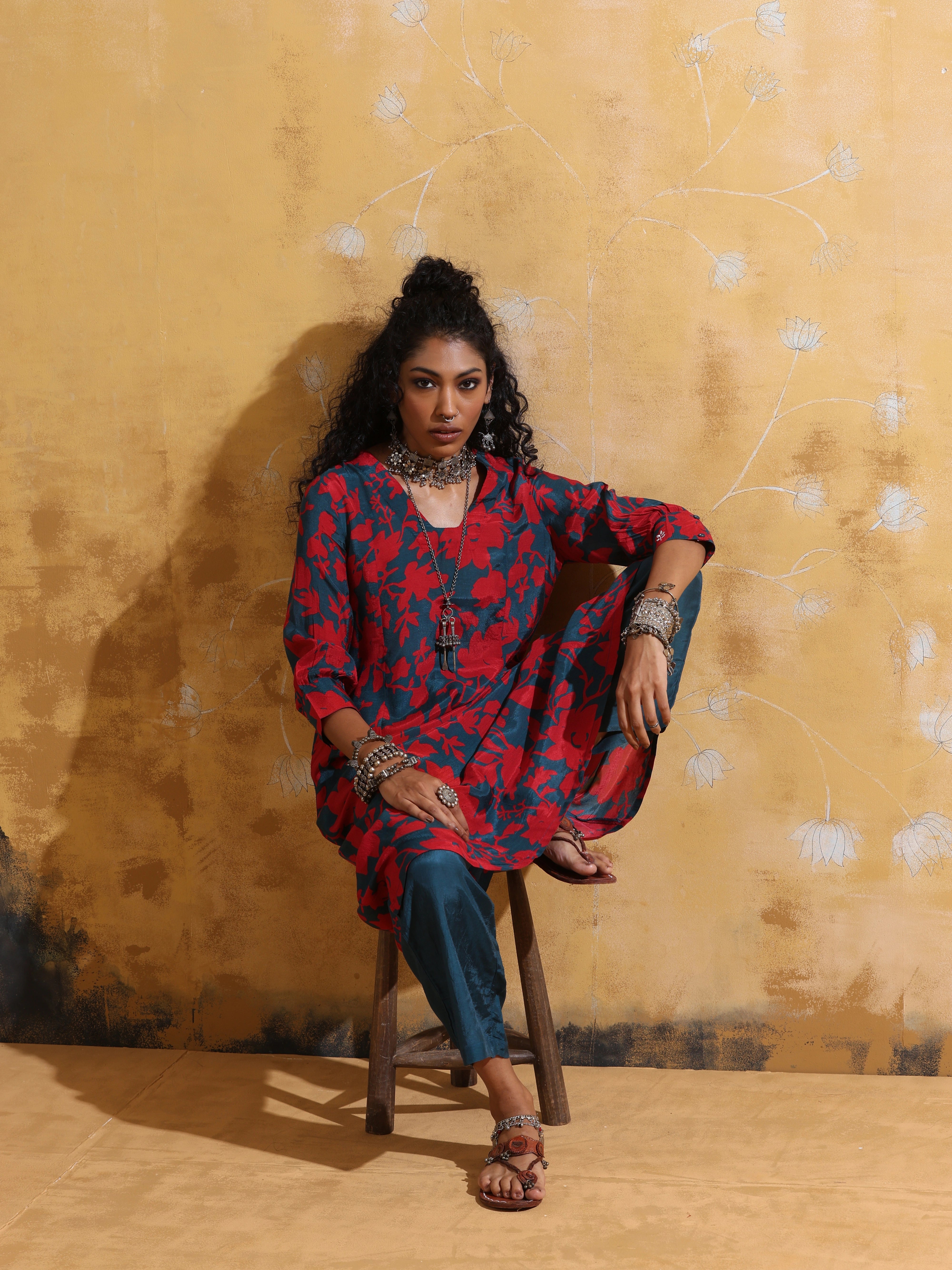 trueBrowns Red Teal Jaal Print  Muslin Silk A-Line Kurta Set