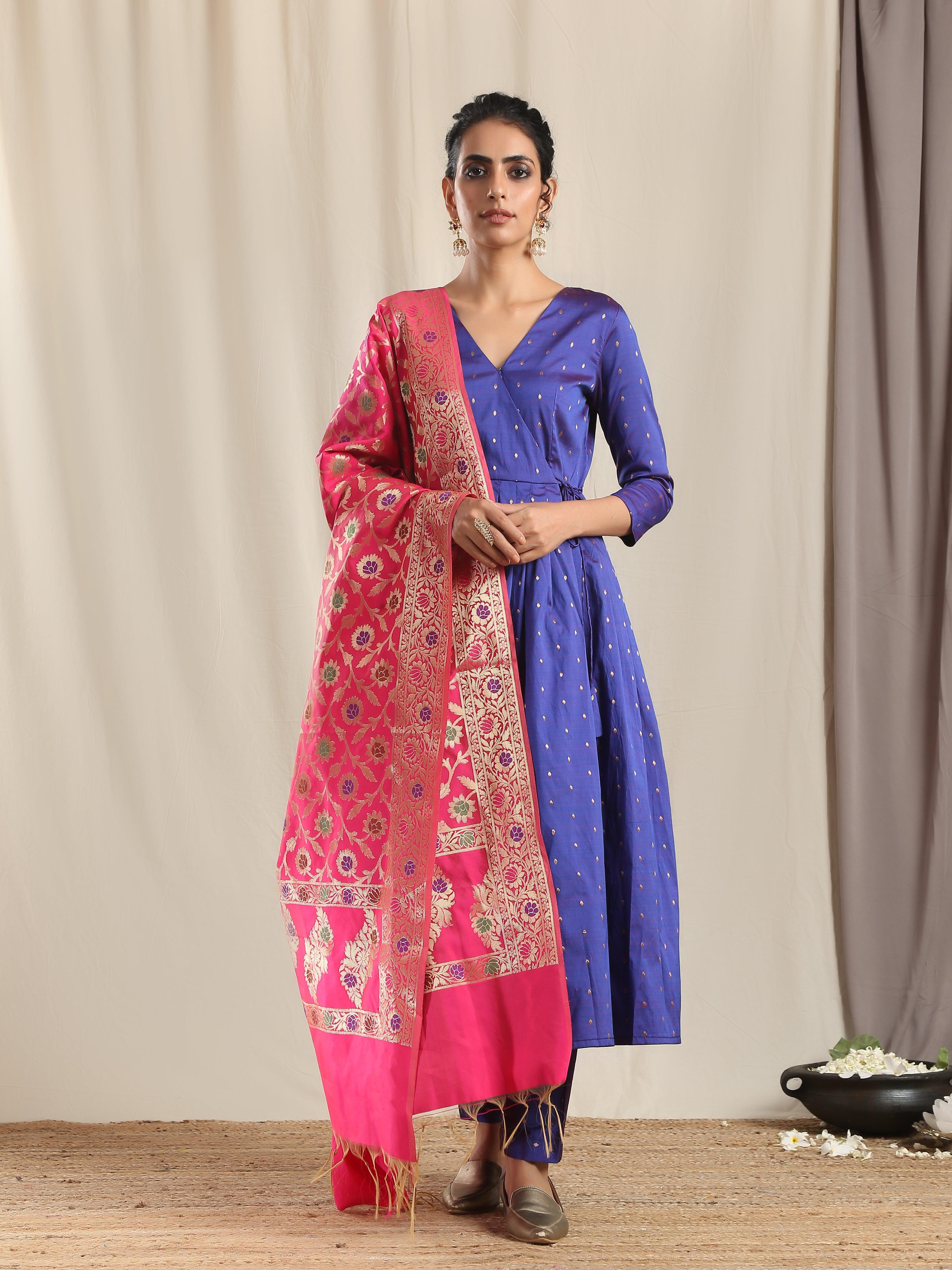 Pink Brocade Dupatta - trueBrowns