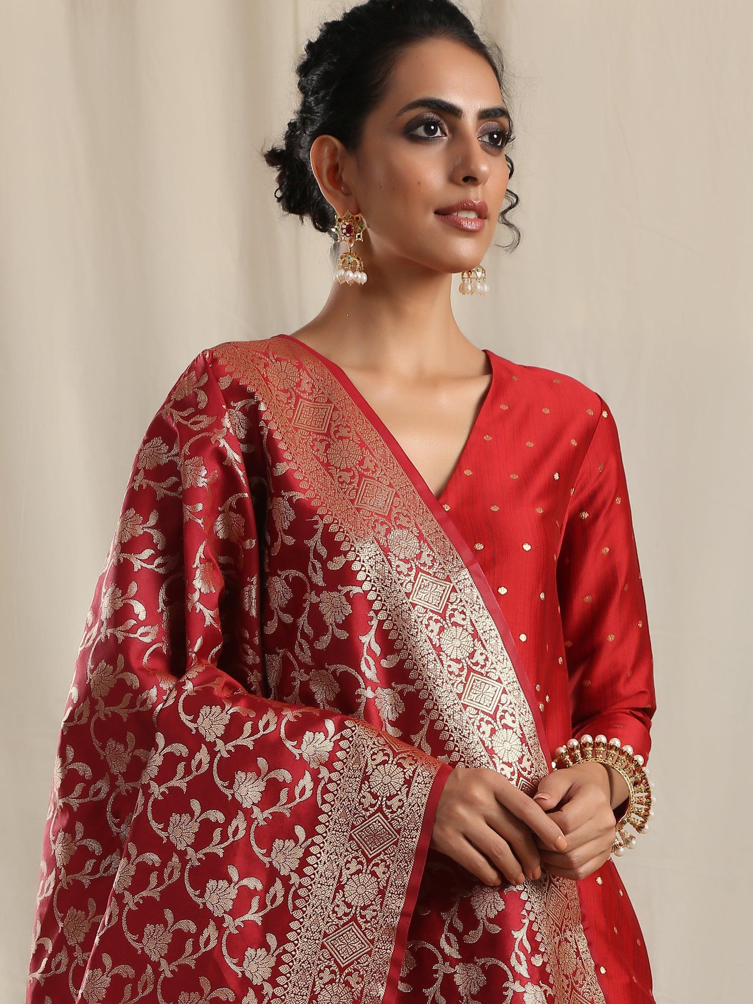 Maroon Brocade Dupatta - trueBrowns