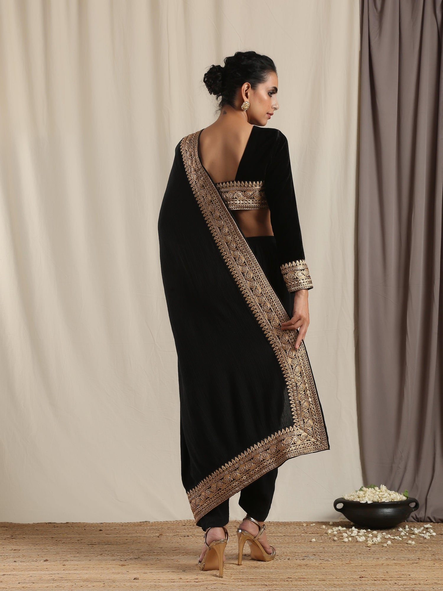 Black Crinkle Ready to Wear Embroidered Saree - trueBrowns