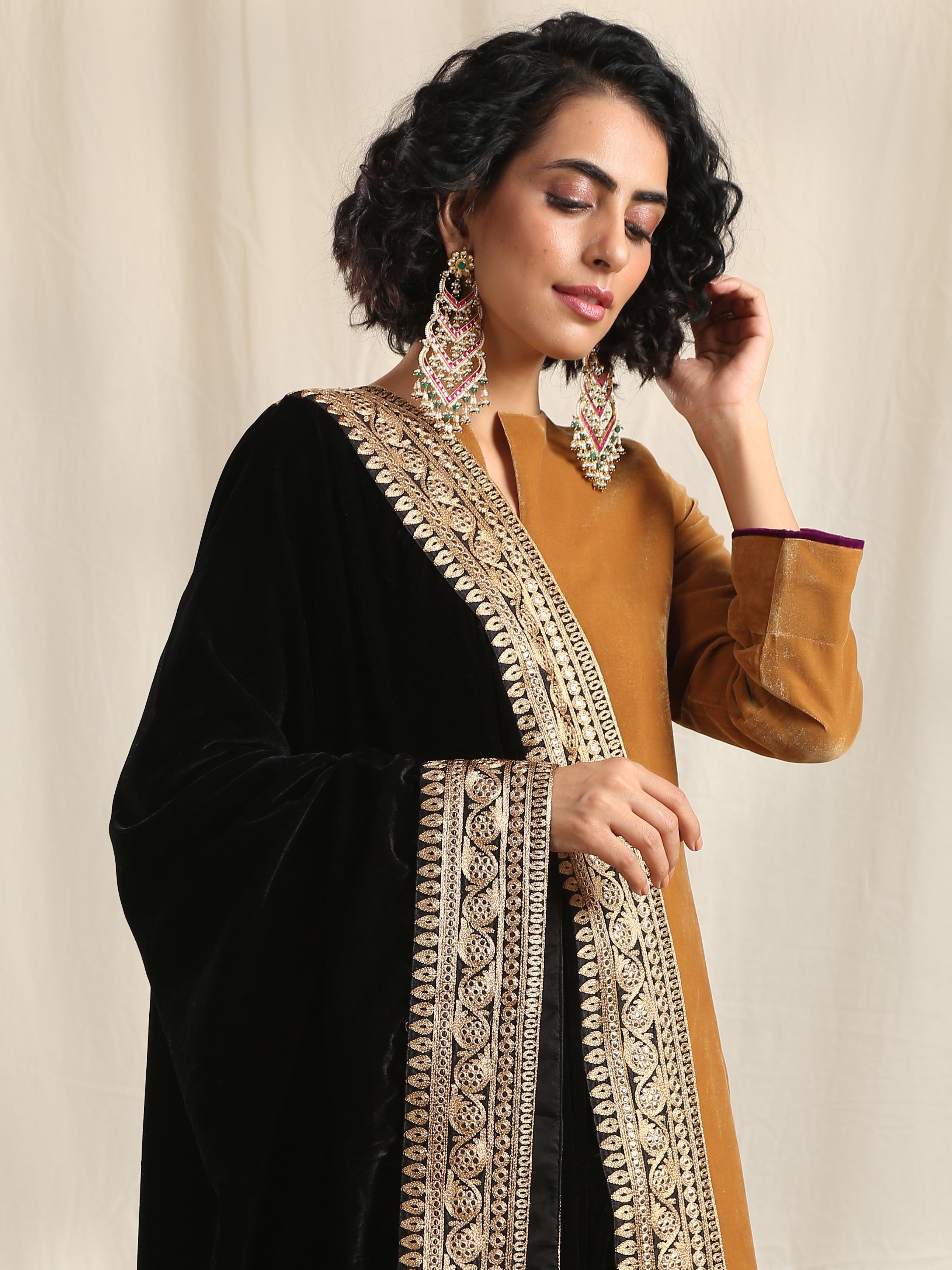 trueGifts Velvet - Black Gold - trueBrowns