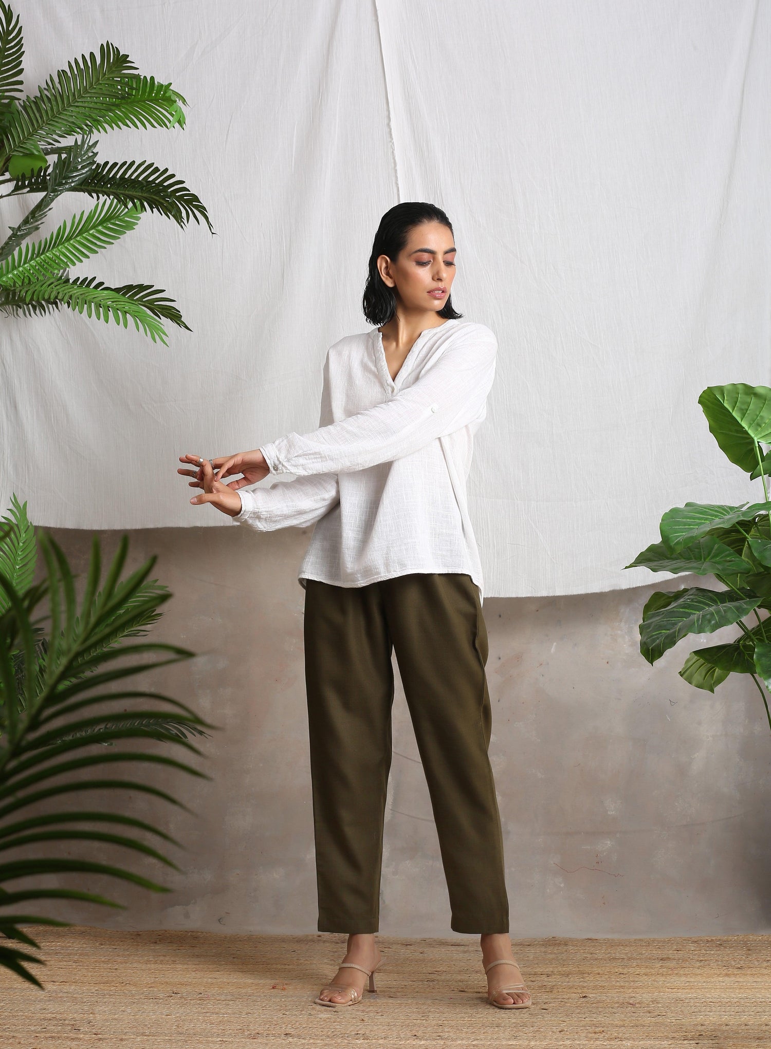 trueBrowns Pear Green Cotton Linen Kurta Pant Set main image 1
