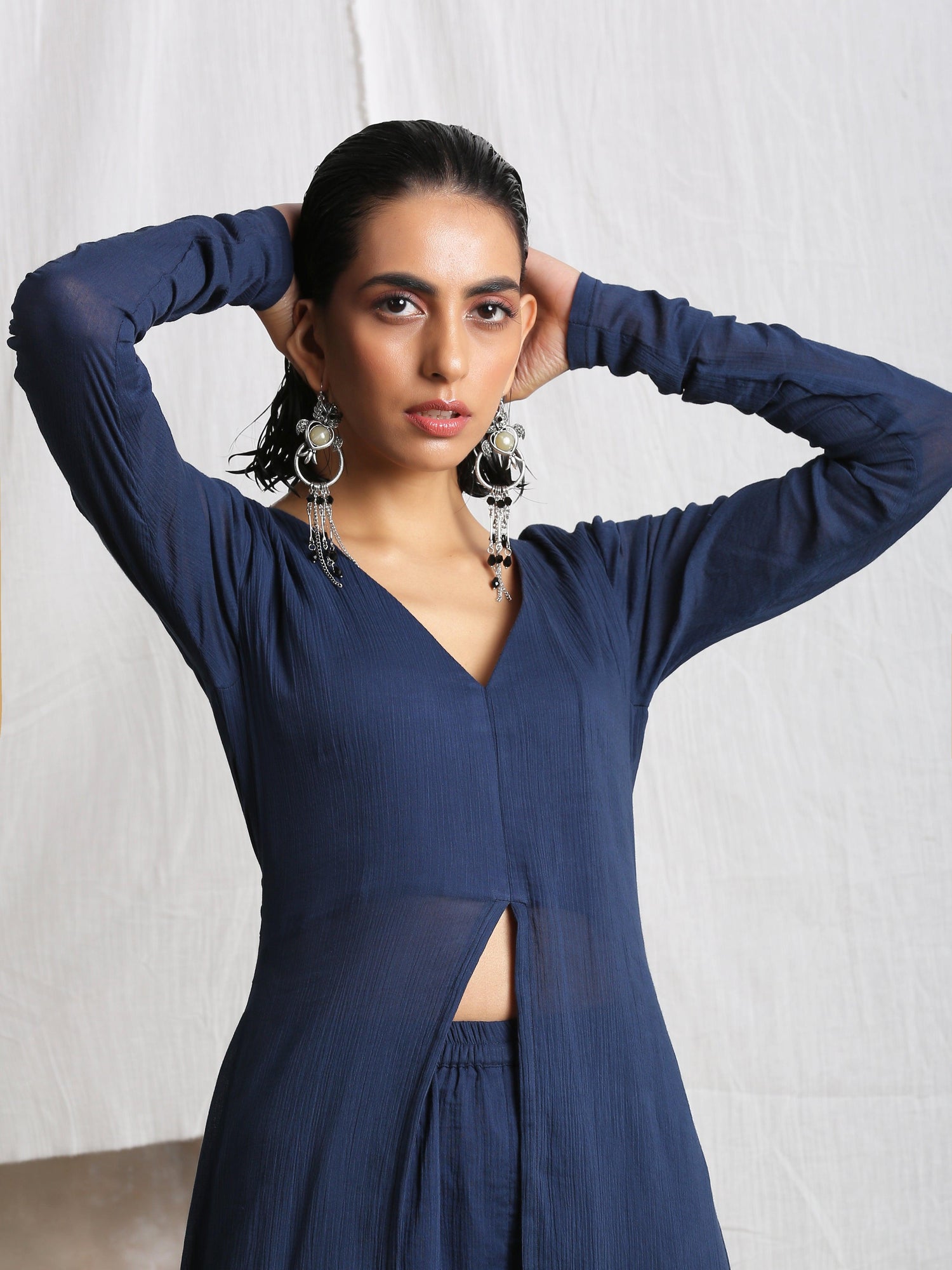 Navy Blue Crinkled Kurta - trueBrowns