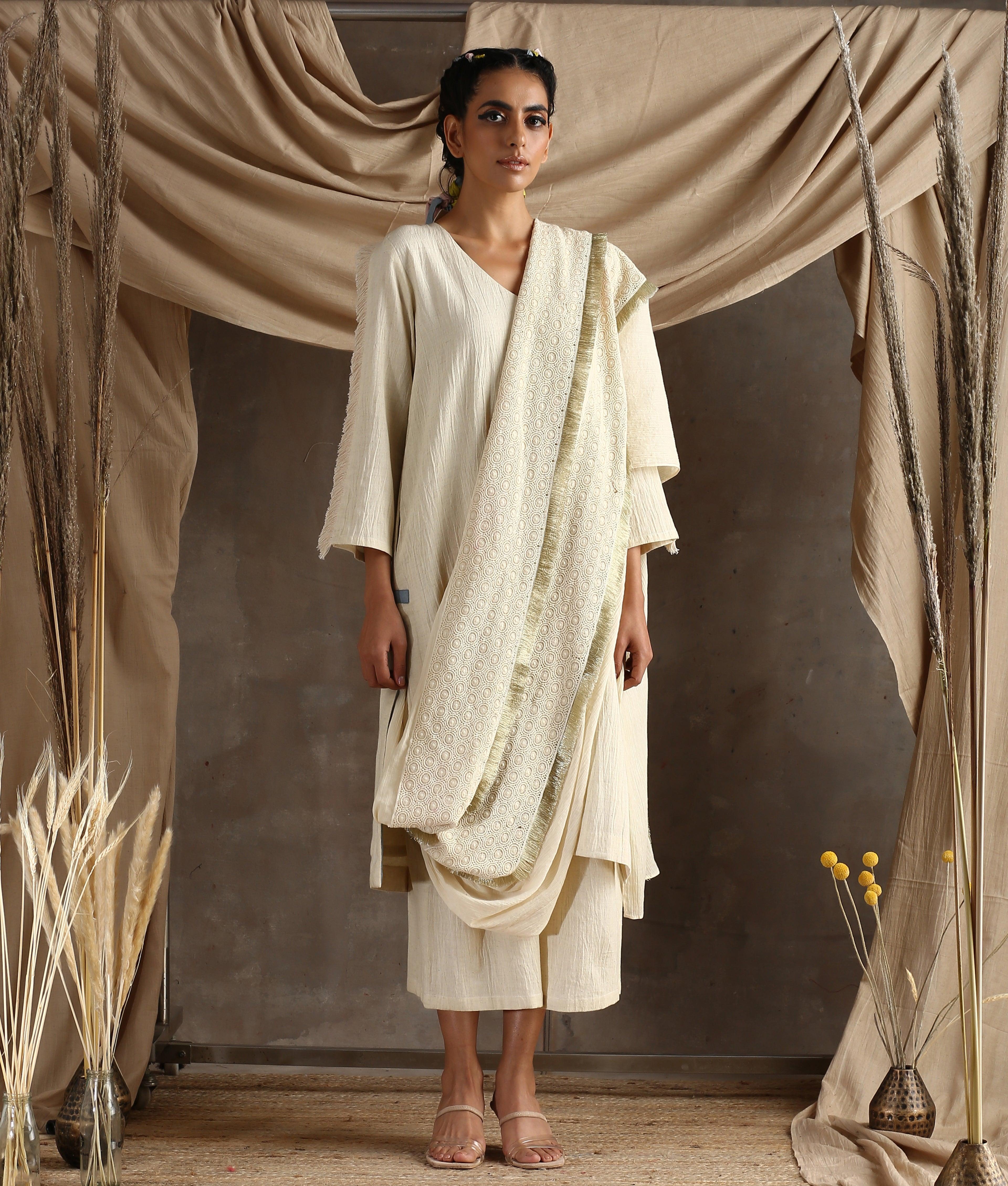 Ivory Pure Cotton Lace Saree - trueBrowns