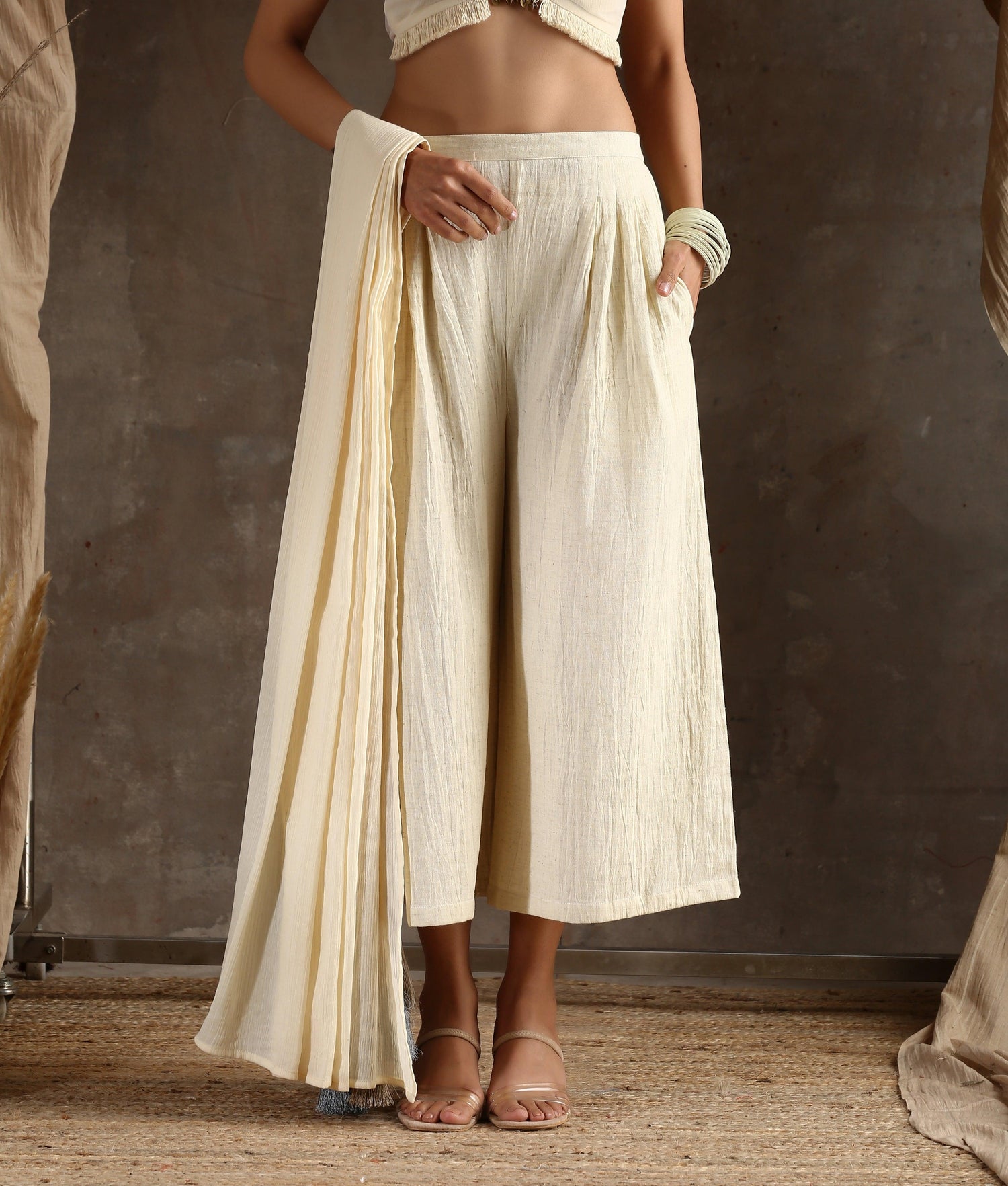 Ivory Pure Cotton Tassel Saree - trueBrowns