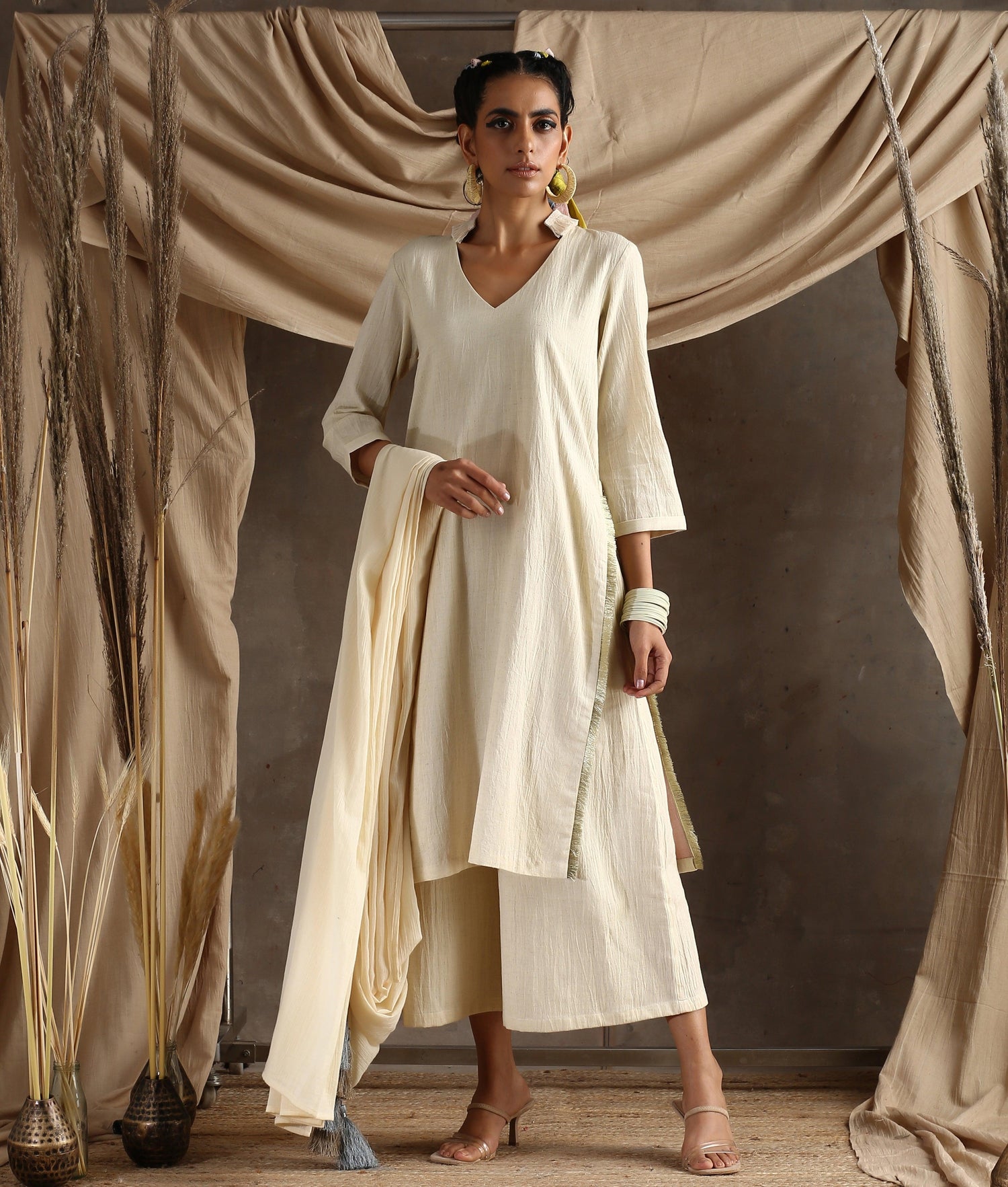 Ivory Pure Cotton Long Slit Lace Kurta - trueBrowns