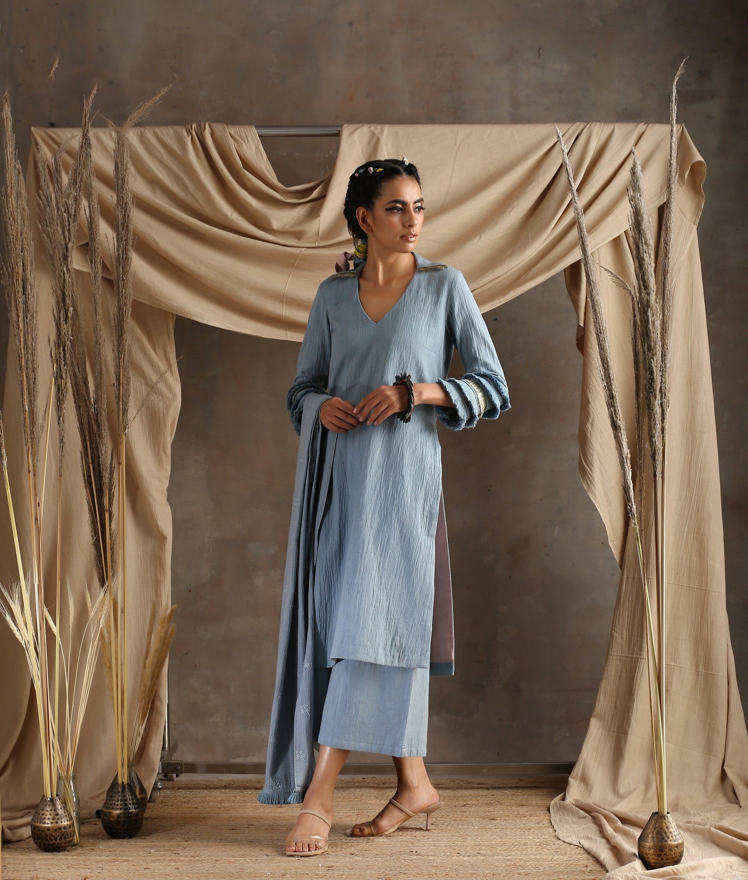 Grey Pure Cotton Long Slit Lace Kurta - trueBrowns
