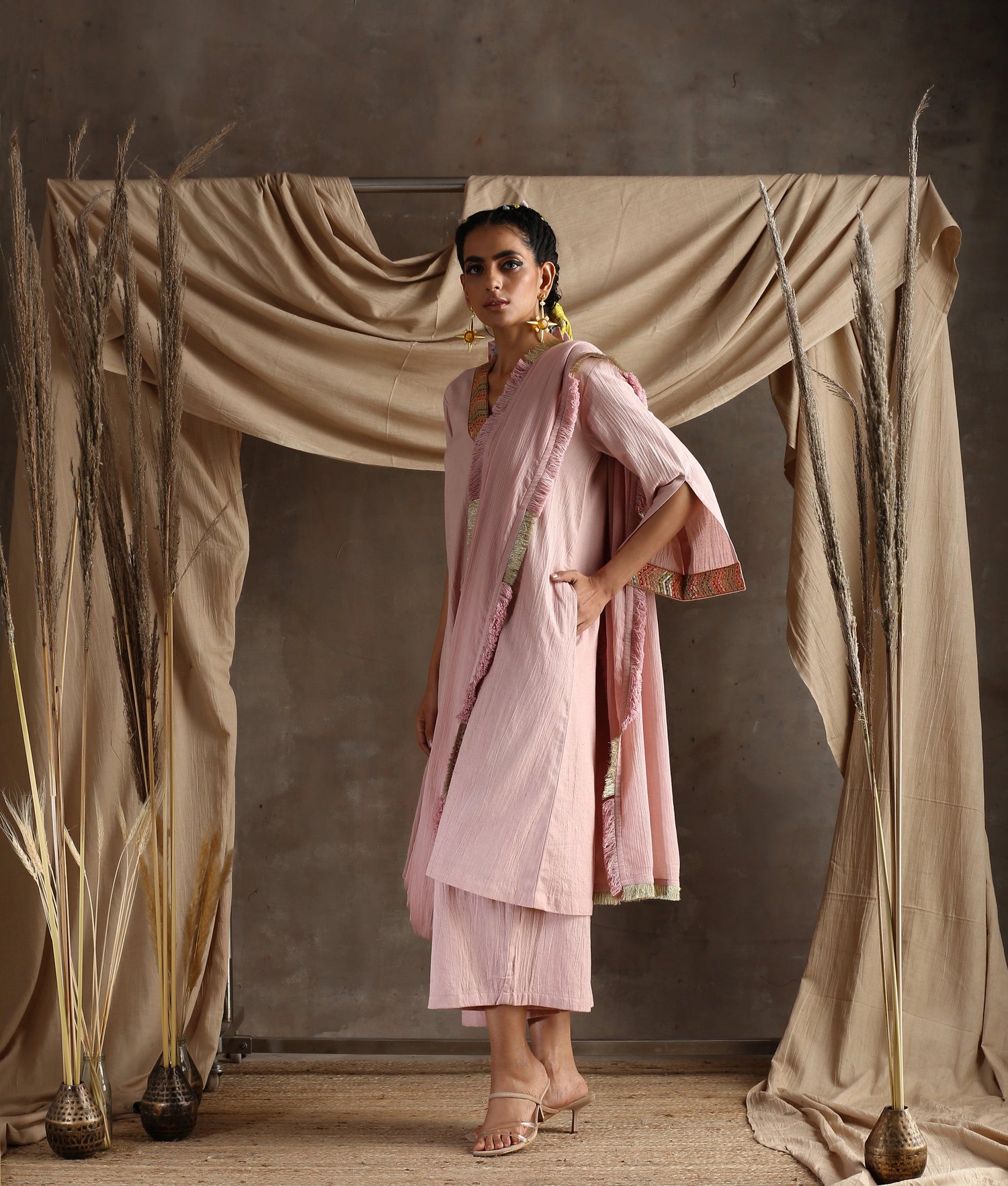 Rose Pink Pure Cotton Lace Kurta - trueBrowns