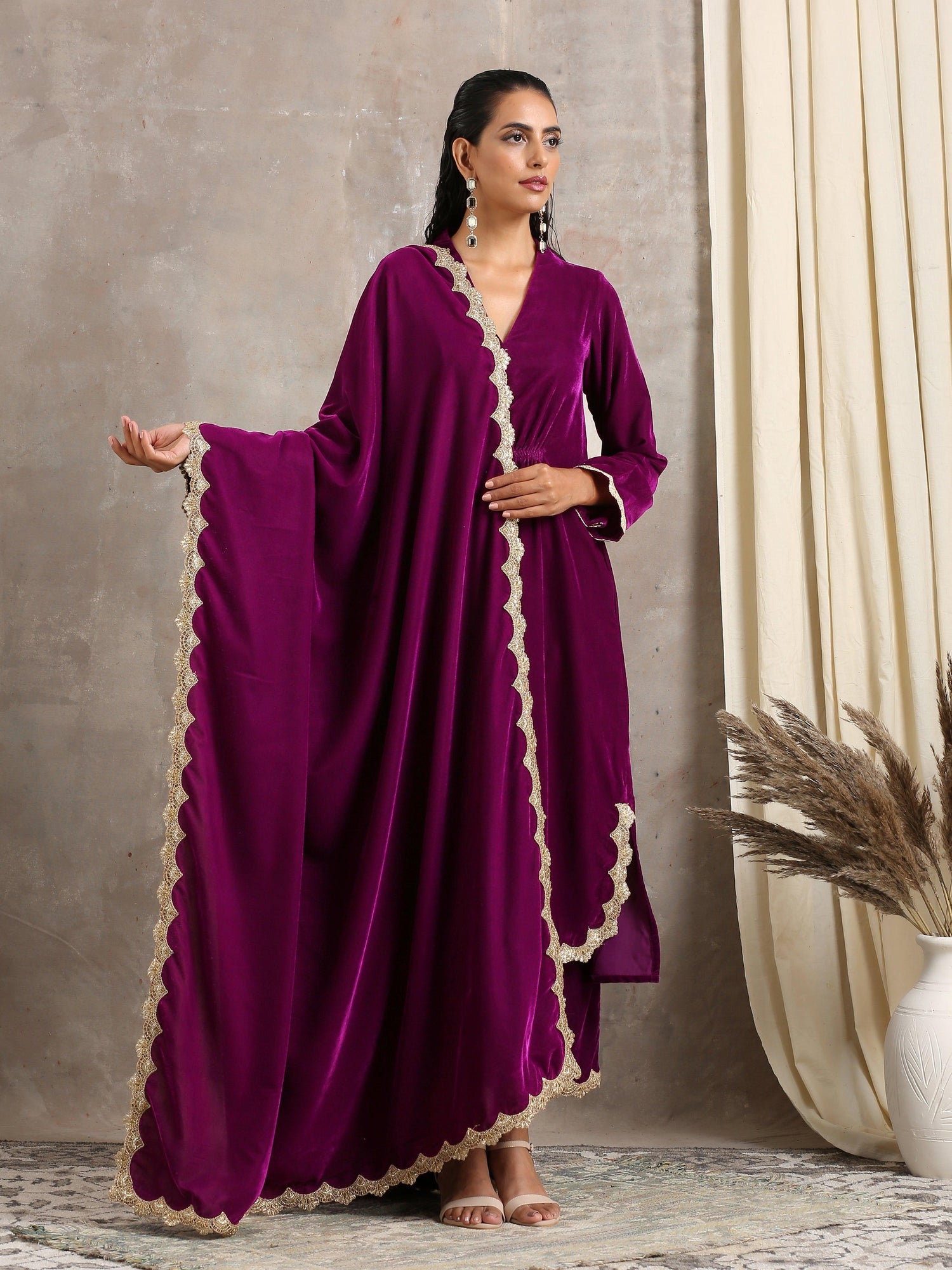 Gleaming Wine Velvet Shawl - trueBrowns