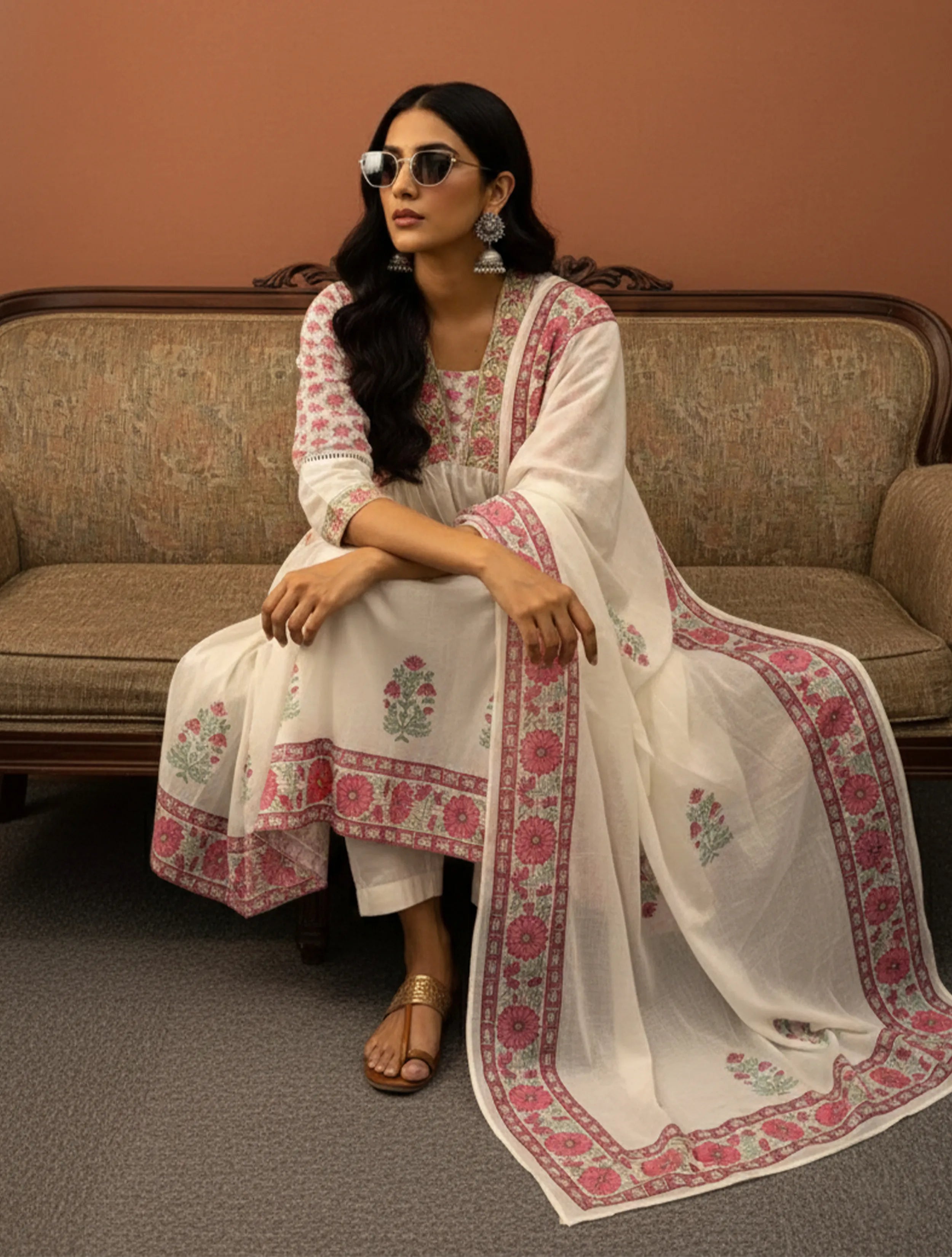 trueBrowns White Pink Boota Print Anarkali Kurta Pant Dupatta Set