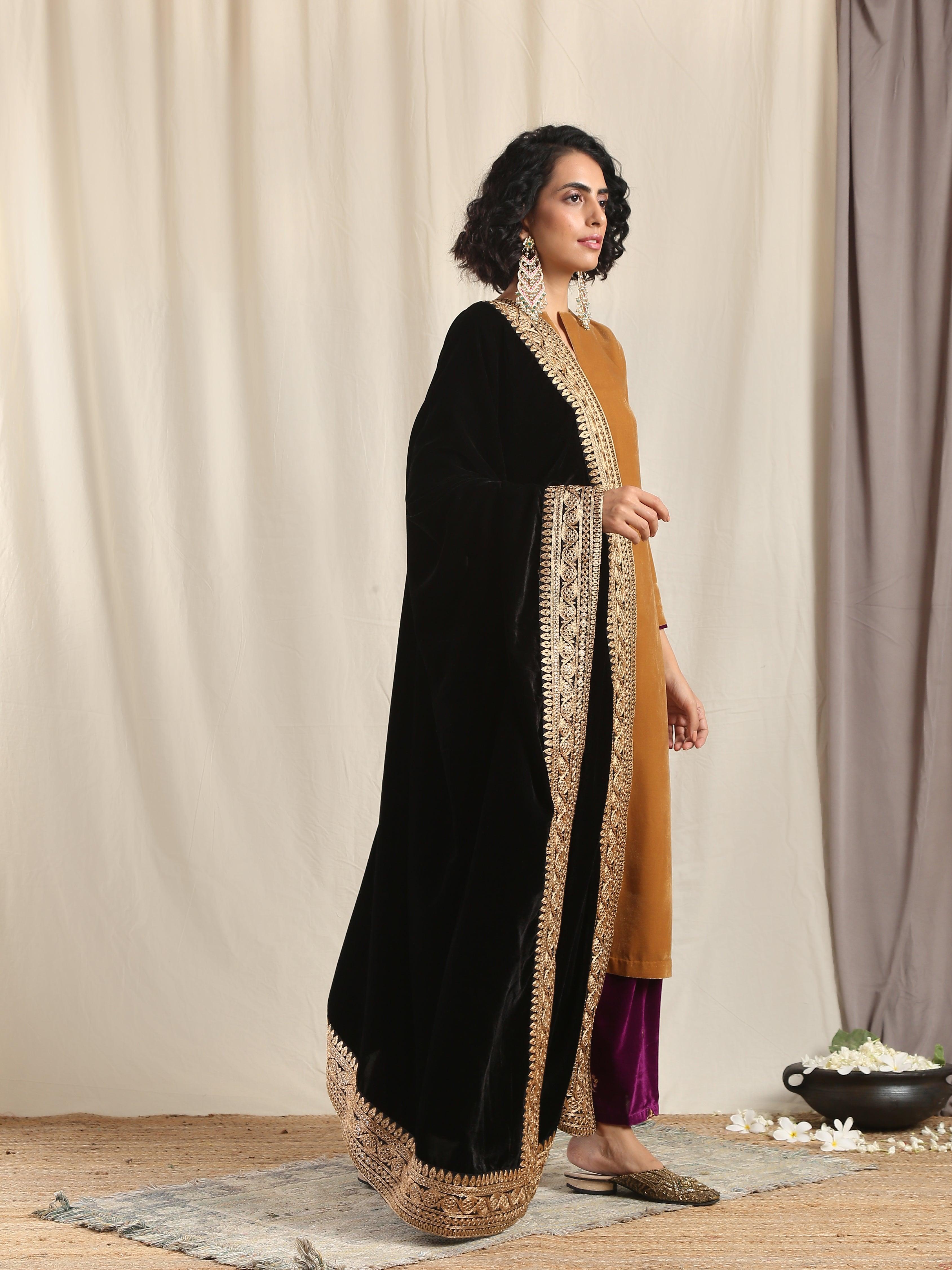 trueGifts Velvet - Black Gold - trueBrowns