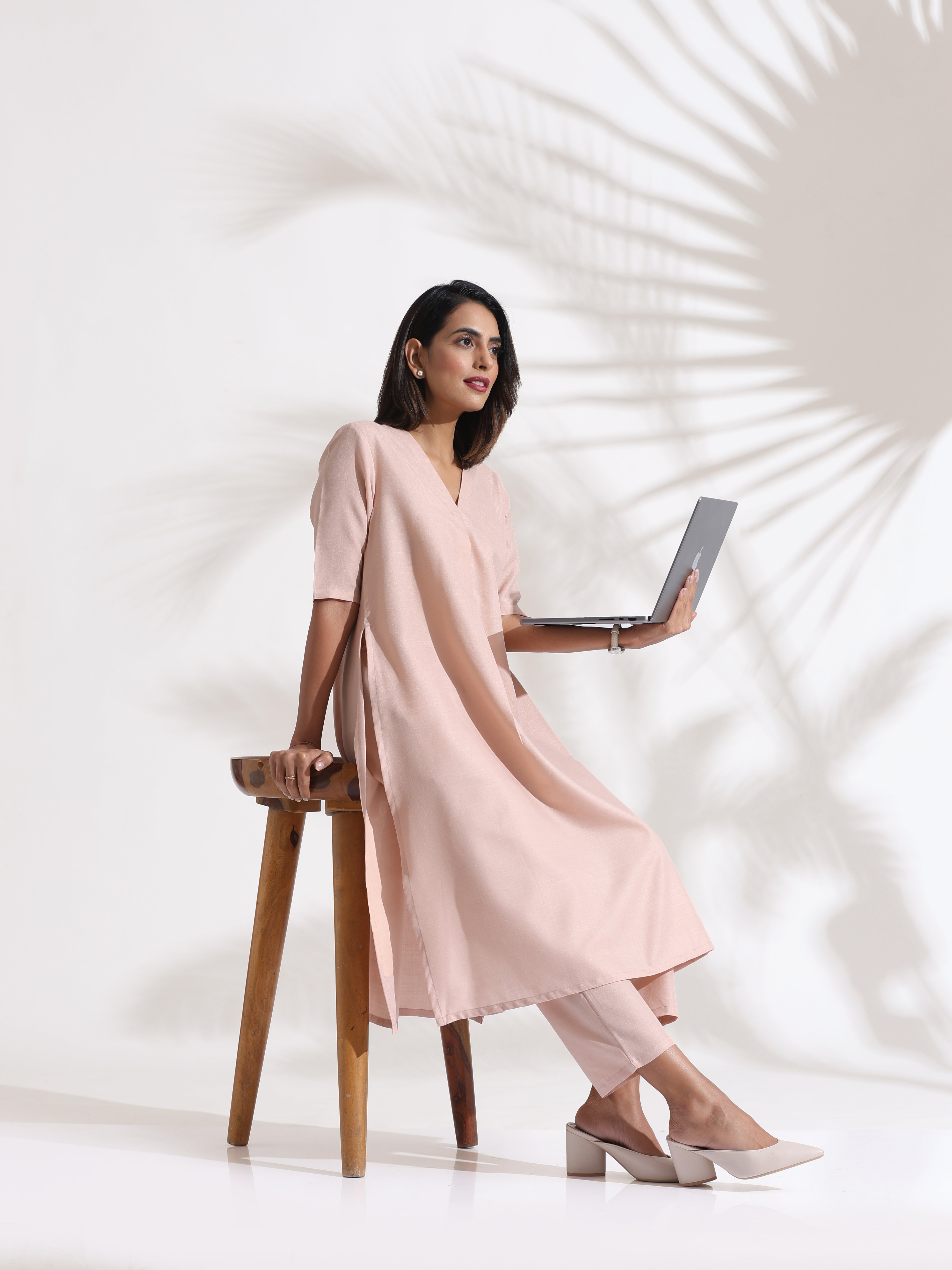 trueBrowns Light Pink Slub Kurta Set