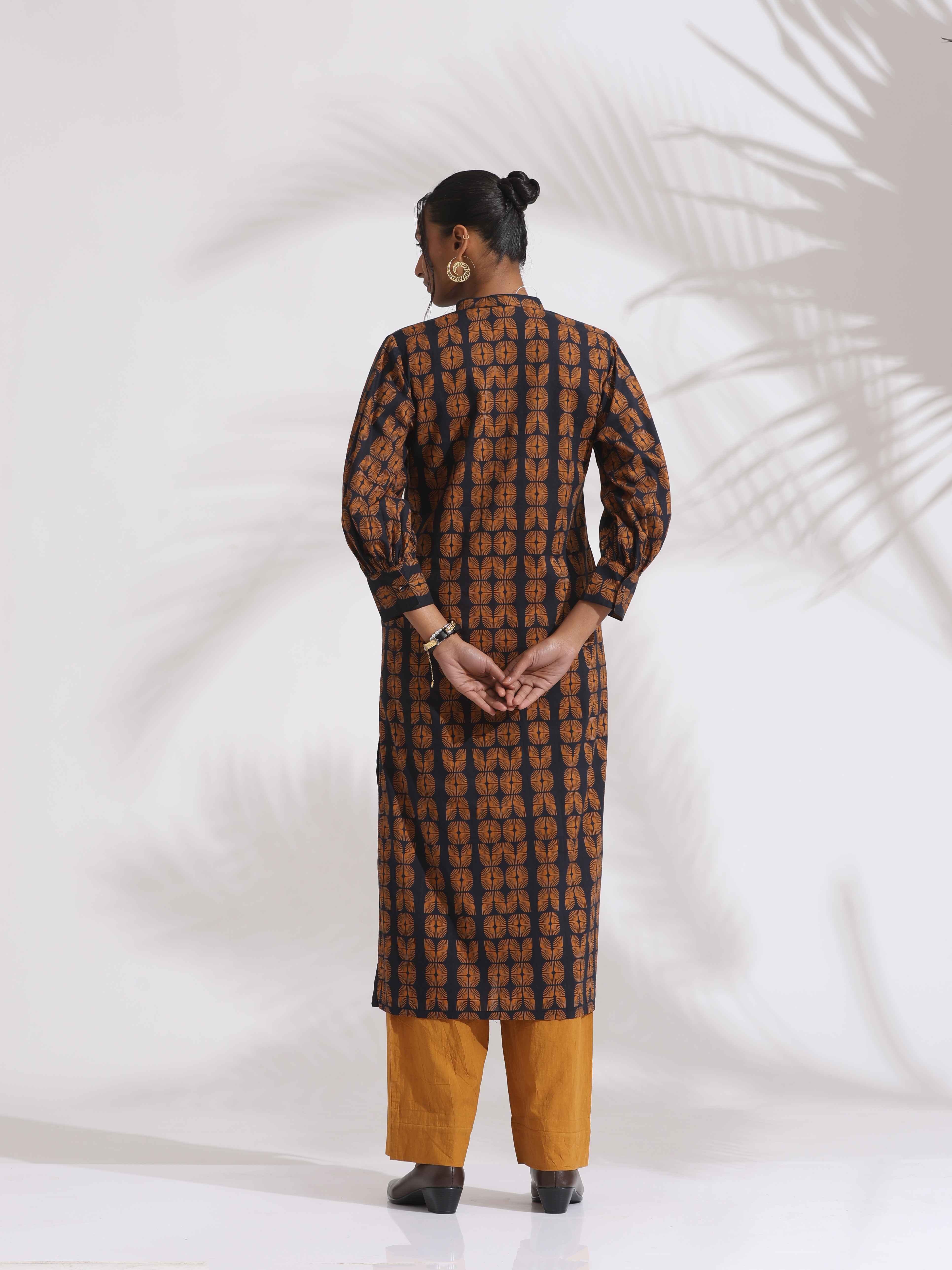 trueBrowns Black Cotton Print Straight Kurta Set