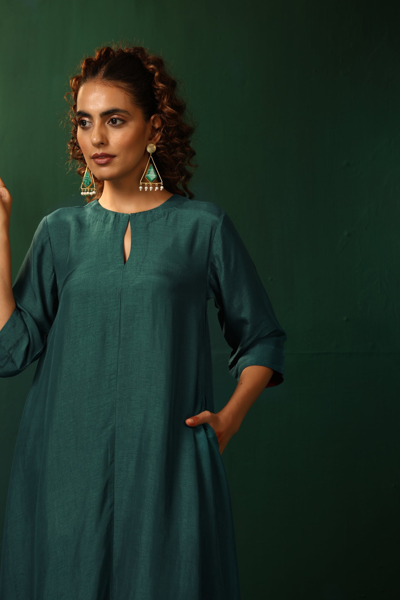 trueBrowns Teal Silk Handkerchief Kurta Pant Set