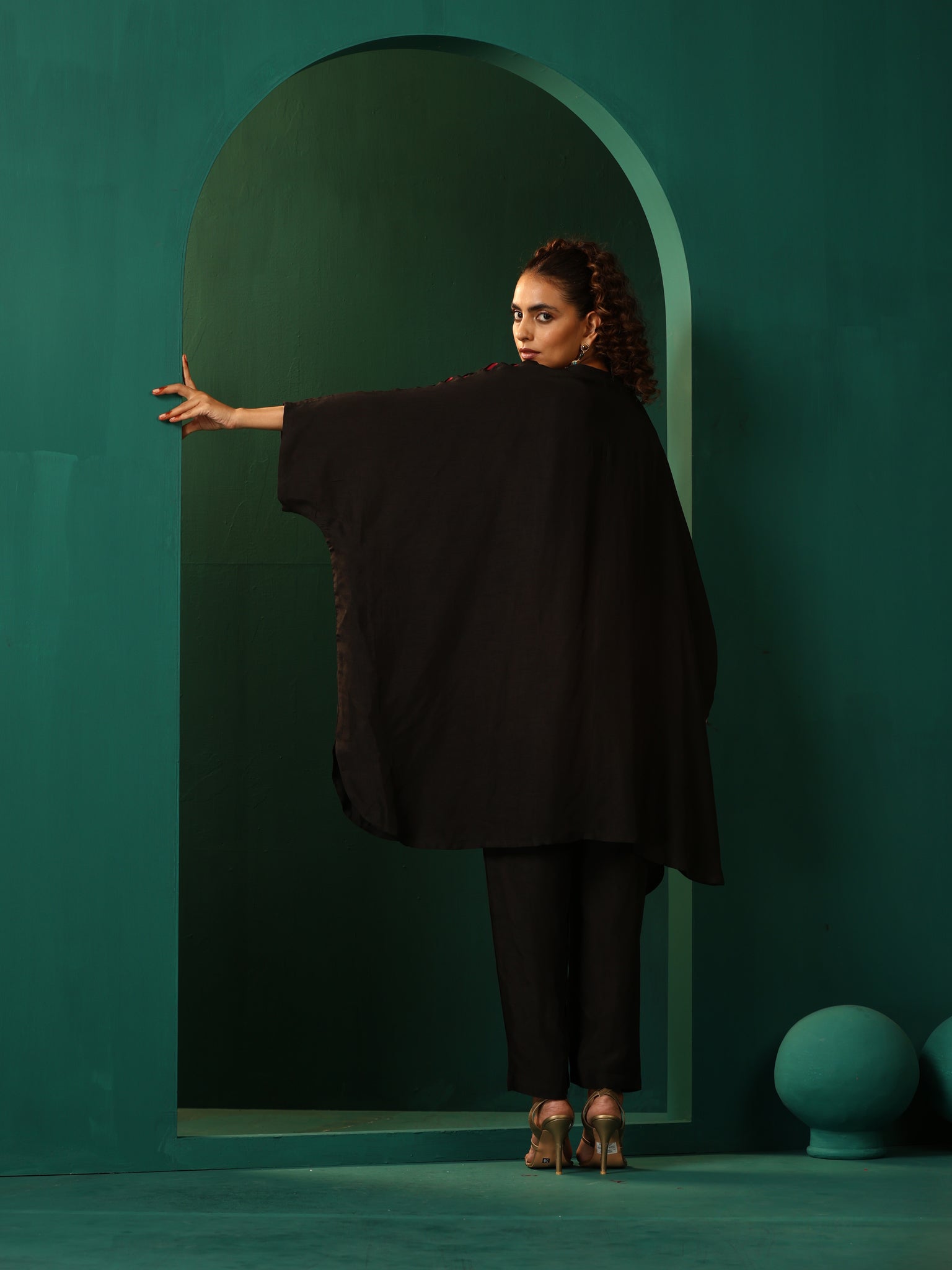 trueBrowns Black Silk Kaftan Pant Set