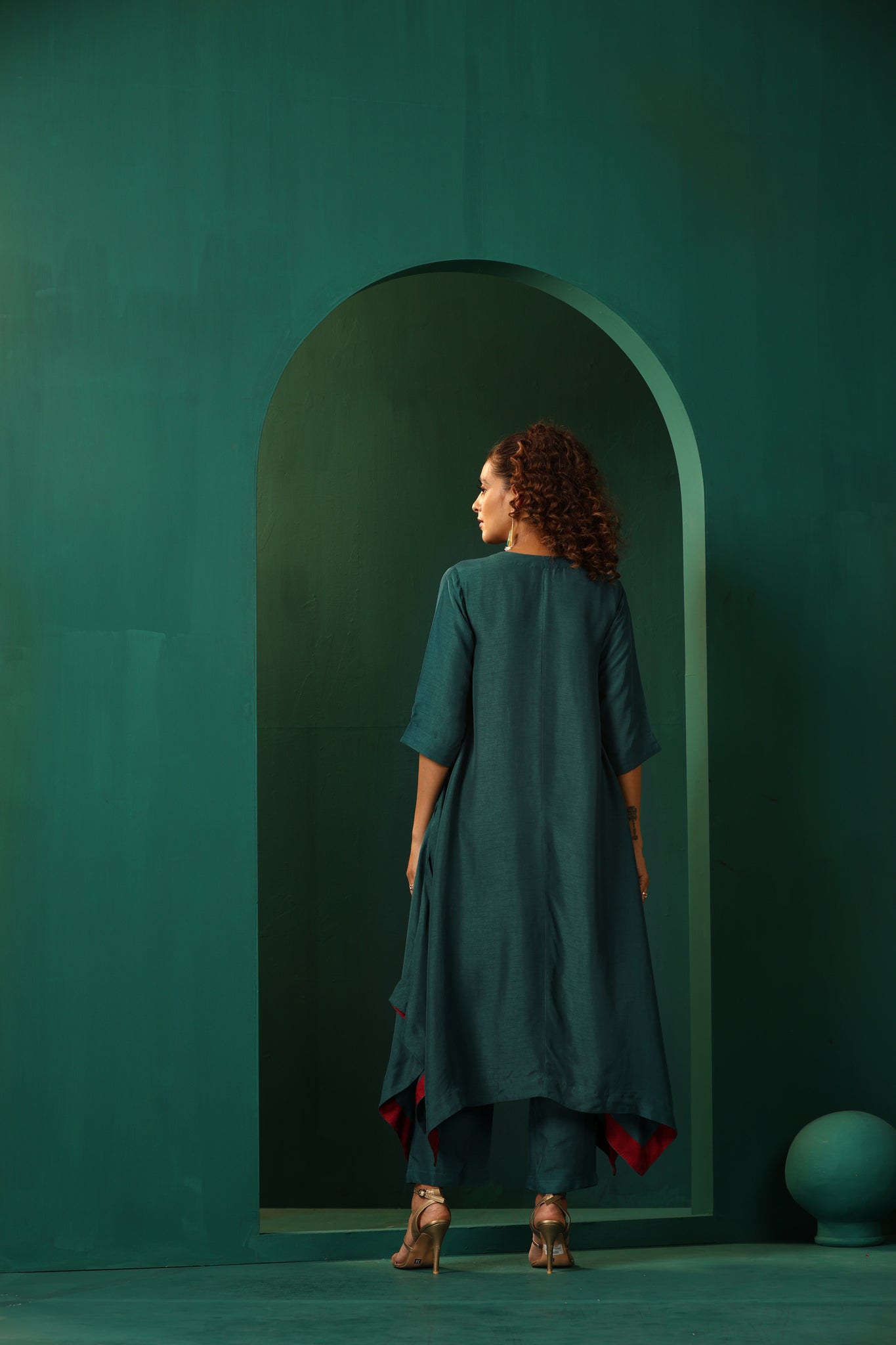trueBrowns Teal Silk Handkerchief Kurta Pant Set