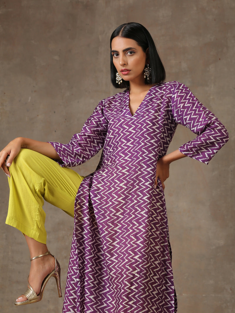 Purple White Lehariya Printed Silk kurta Pant Set