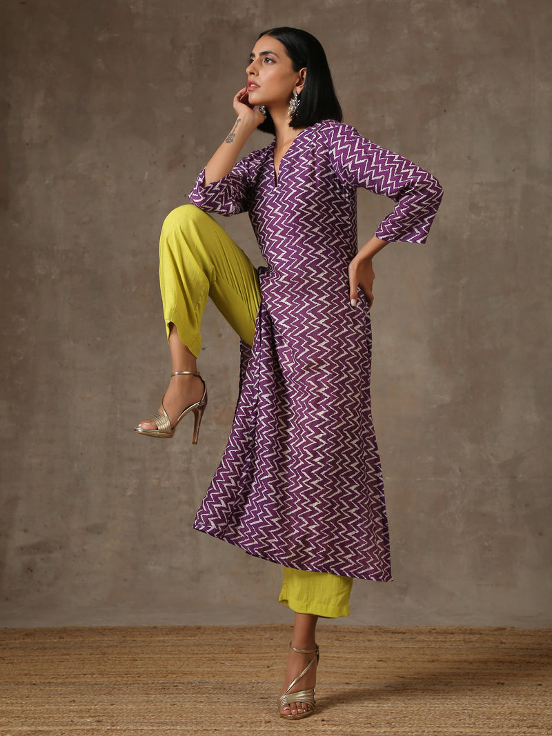 Purple White Lehariya Printed Silk kurta Pant Set