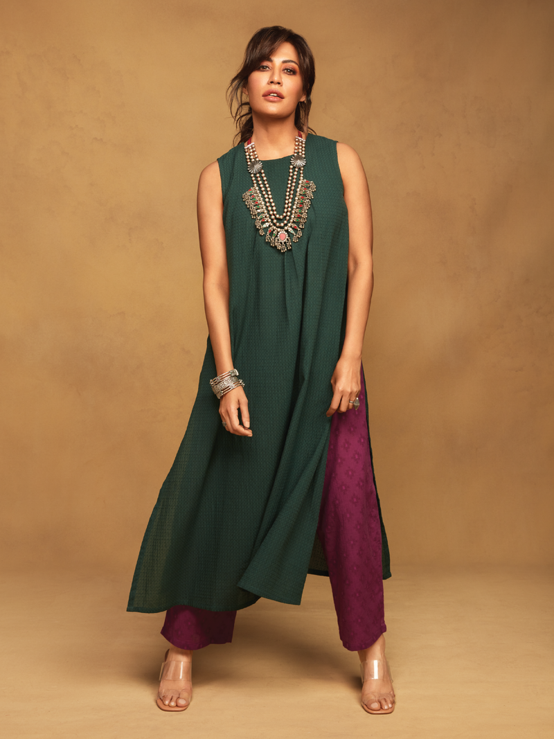 Buy Dark Green Embroidered Kurta With Parallel Pants And Pink Printed  Dupatta Online  W for Woman